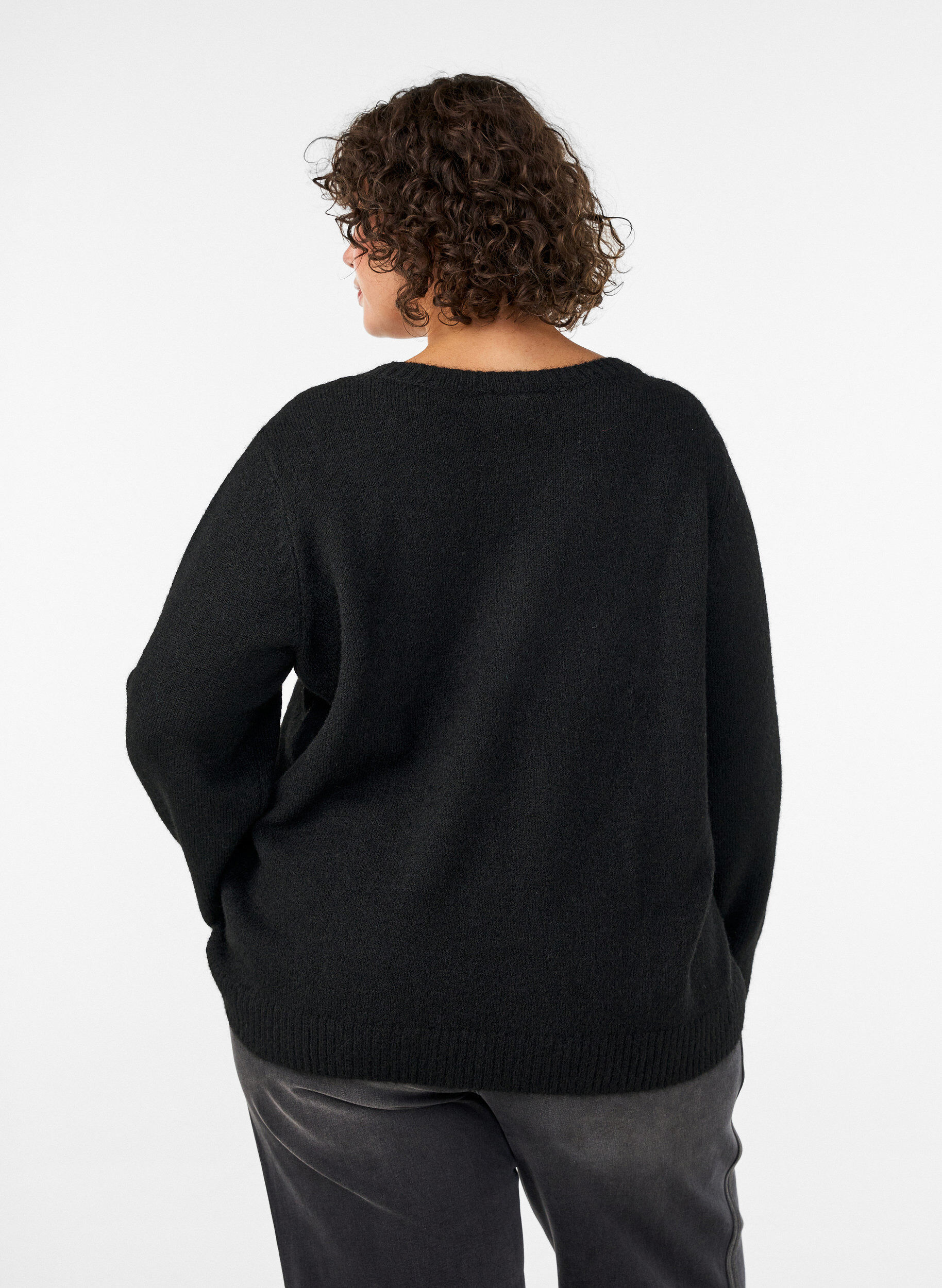 ZizziJumper met ronde hals en losse pasvorm, Zwart, Model image number 2
