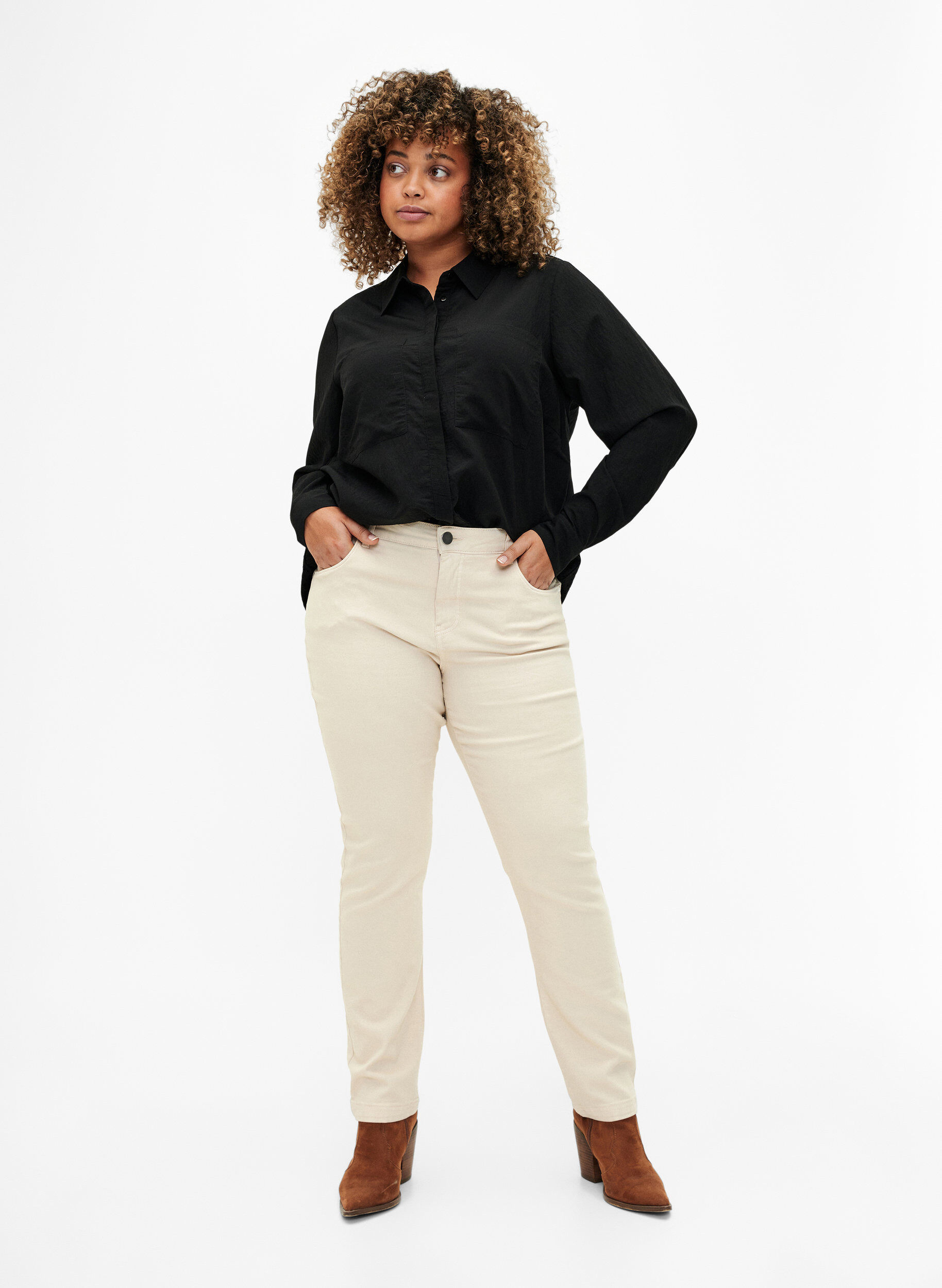 Zizzi Slim fit Emily jeans met normale taille, Oatmeal, Model image number 0