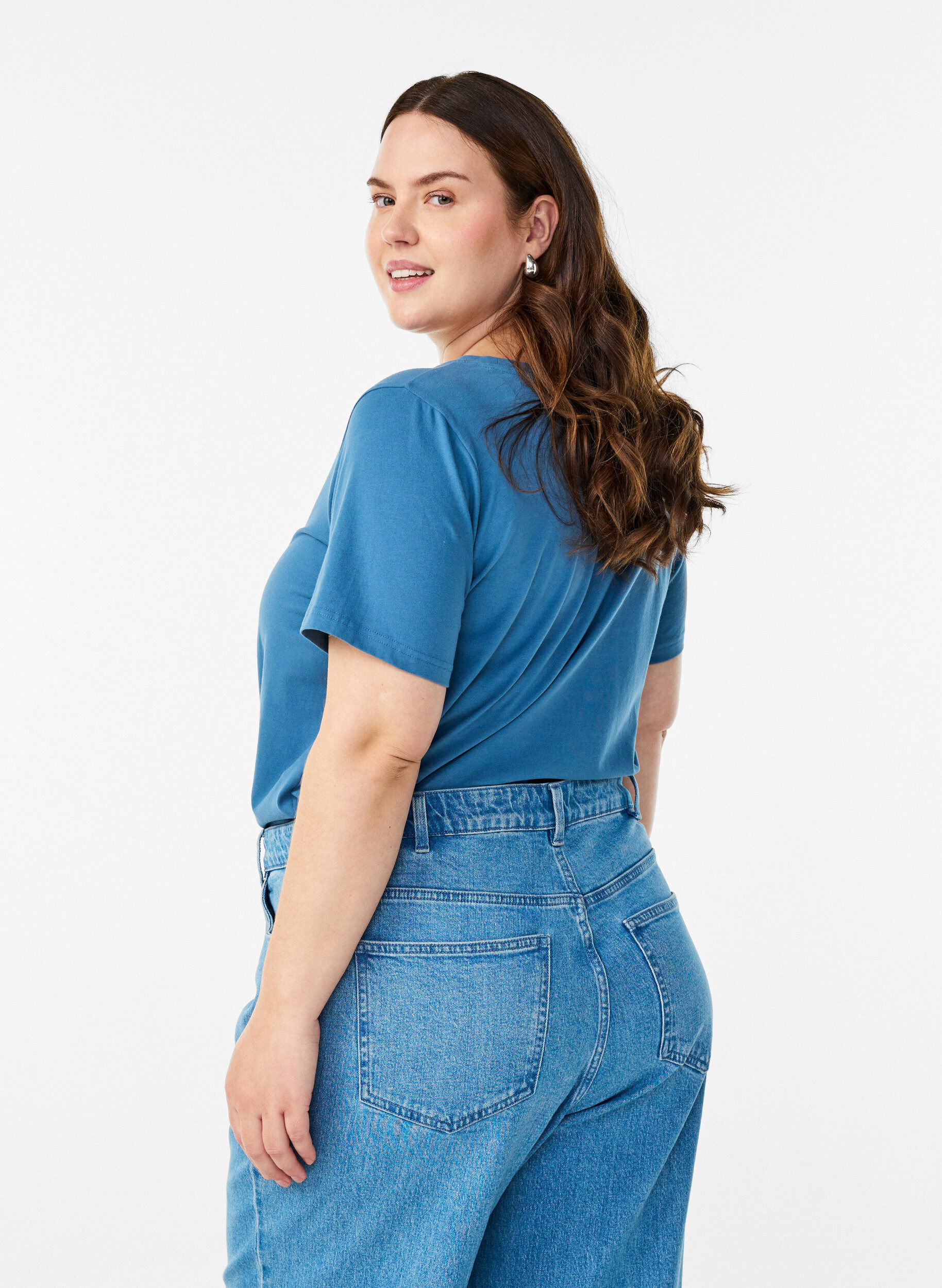 Zizzi Effen basic katoenen T-shirt, Grijs, Model image number 2