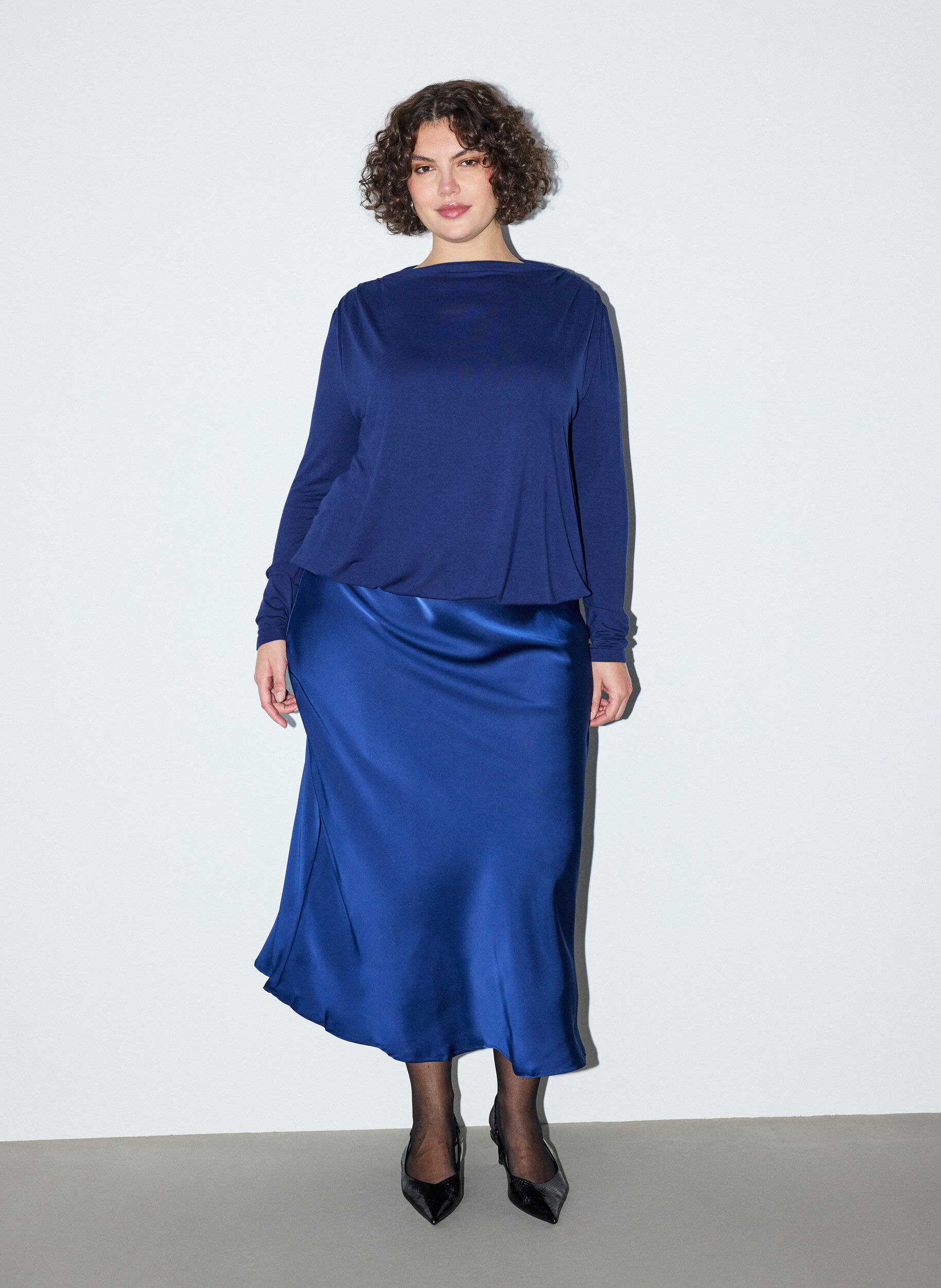 ZizziBlouse met boothals en ballonpasvorm, Blauw, Model image number 1