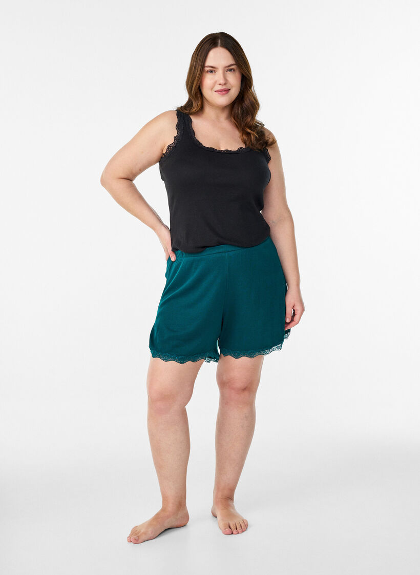 Lichte nachtshorts met ribde structuur en kanten afwerking, Groen, Model image number 1