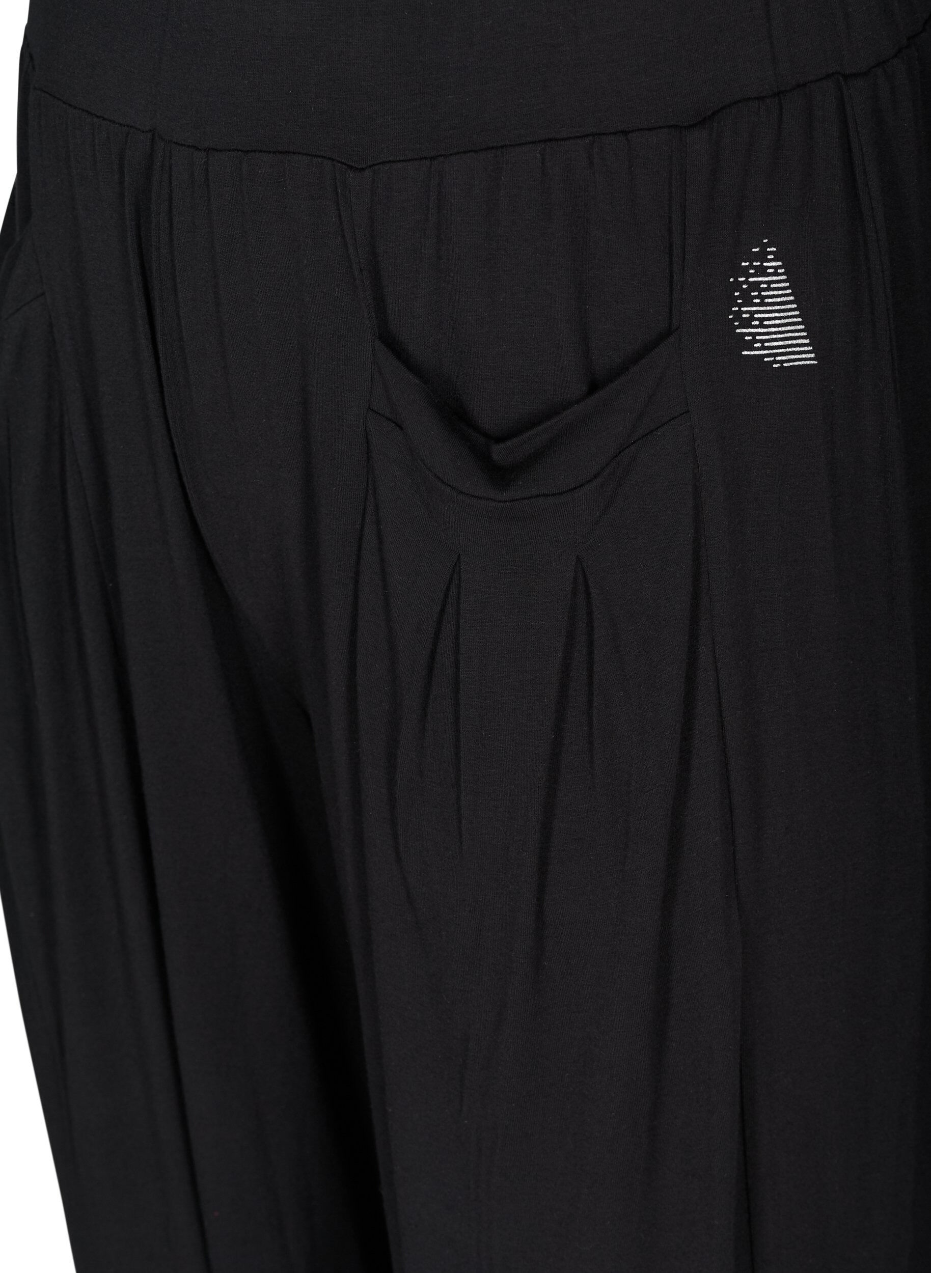 Zizzi Losse viscose broek met zakken, Black, Packshot image number 2