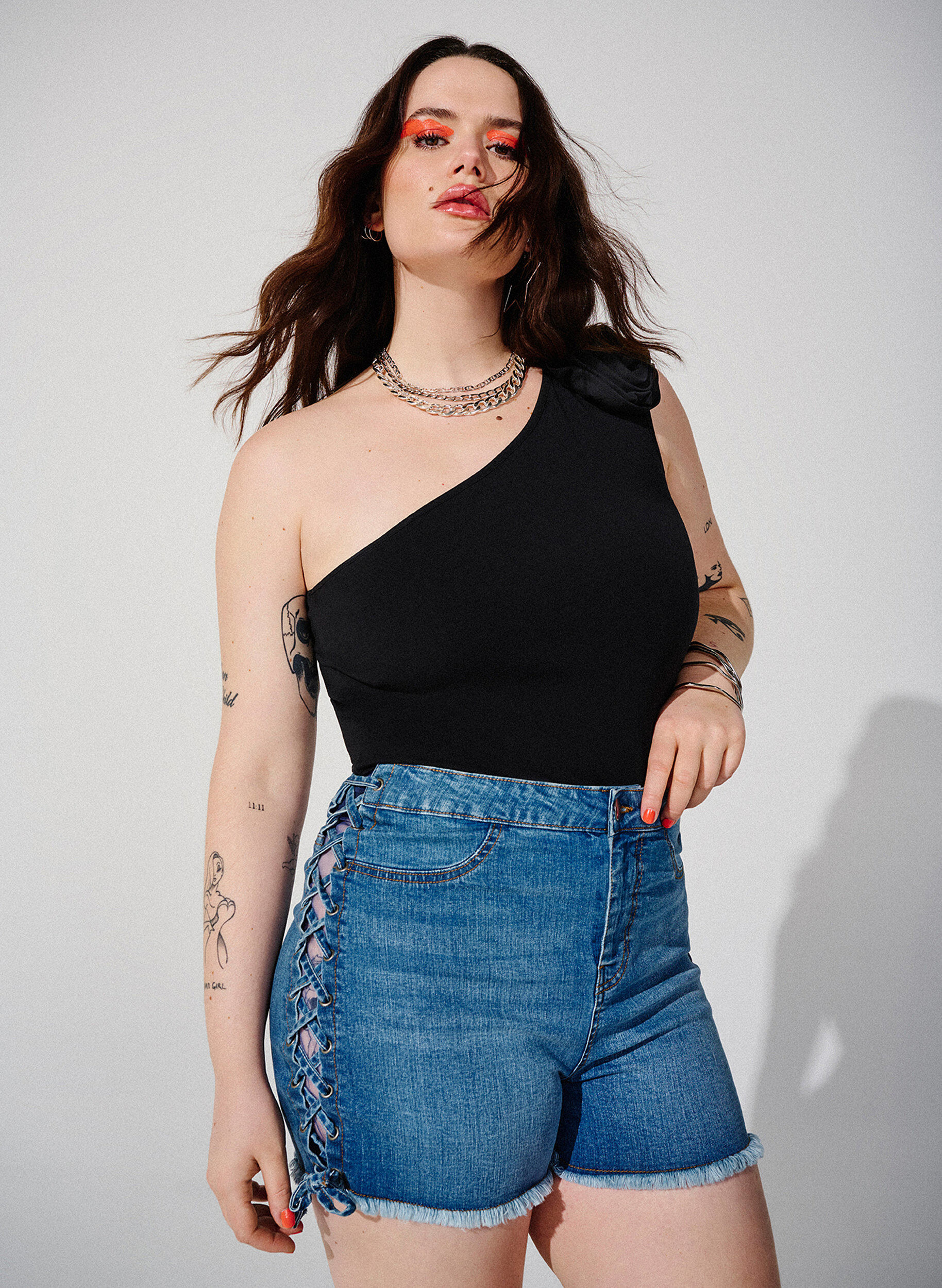 Zizzi Korte spijkerbroek met veter details, Blue Denim, Image image number 0