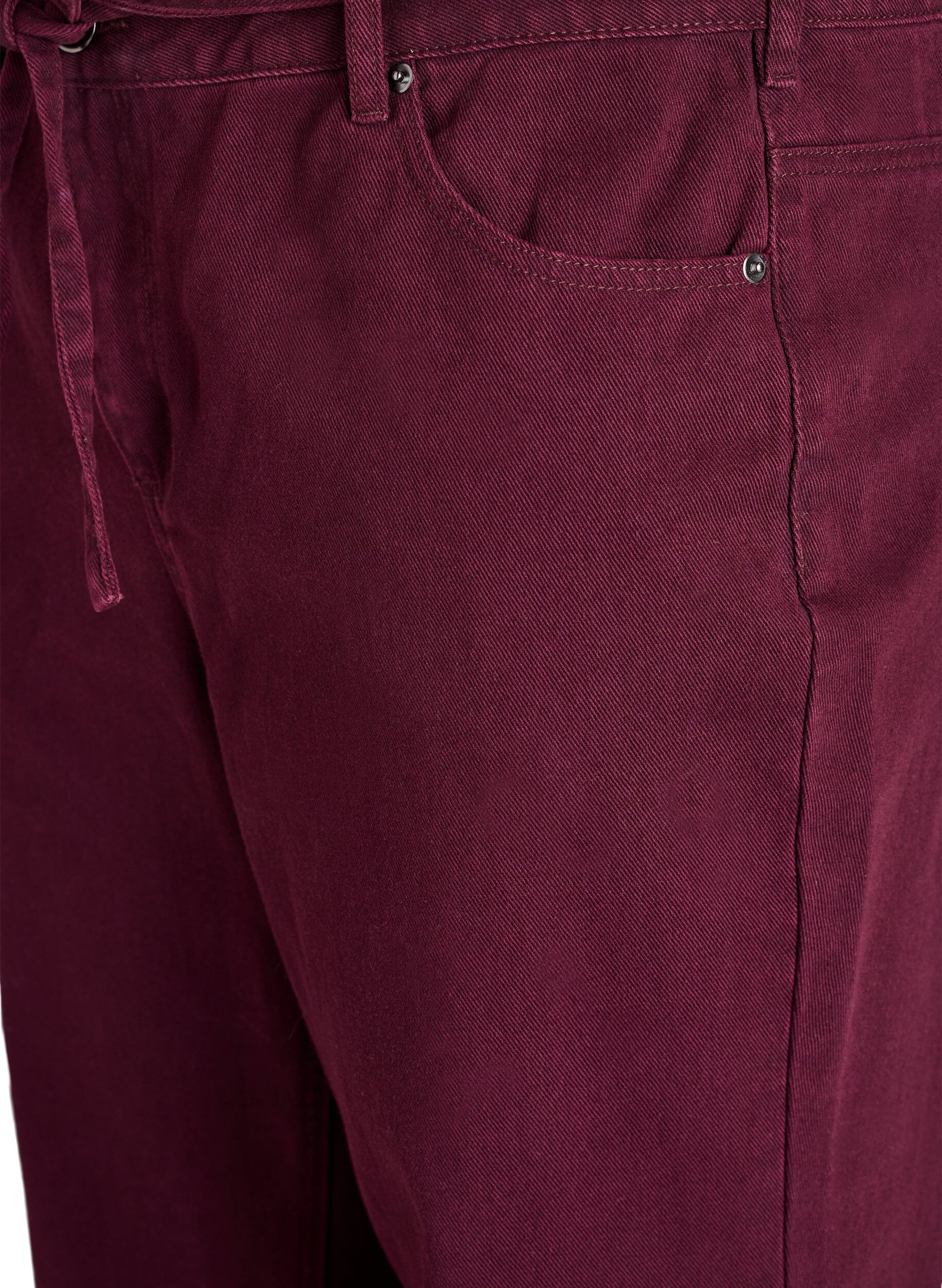 Zizzi Gekleurde high-waist jeans met een strikceintuur, Rood, Packshot image number 2