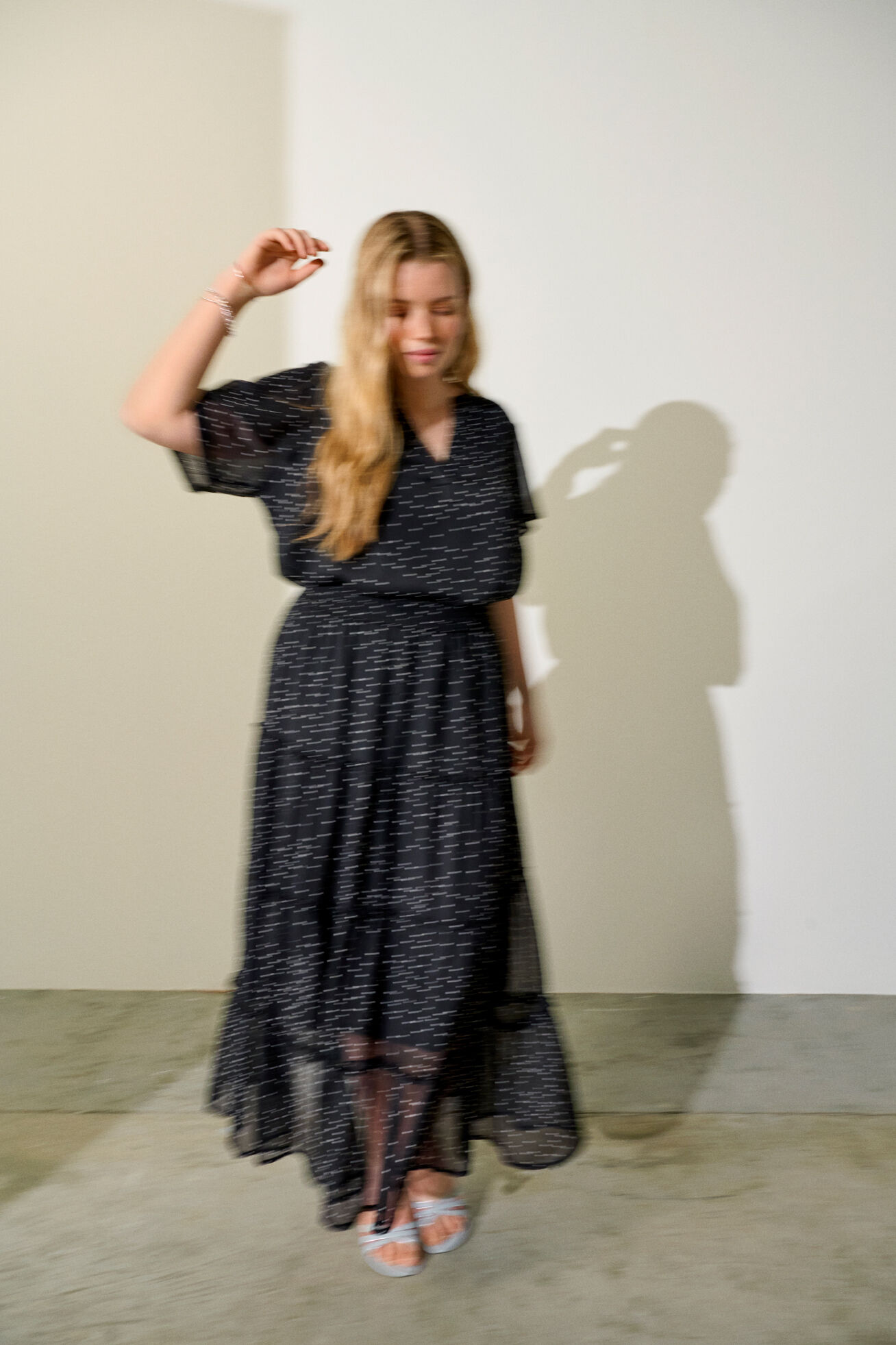 Zizzi Zwarte set met stippen, , Model