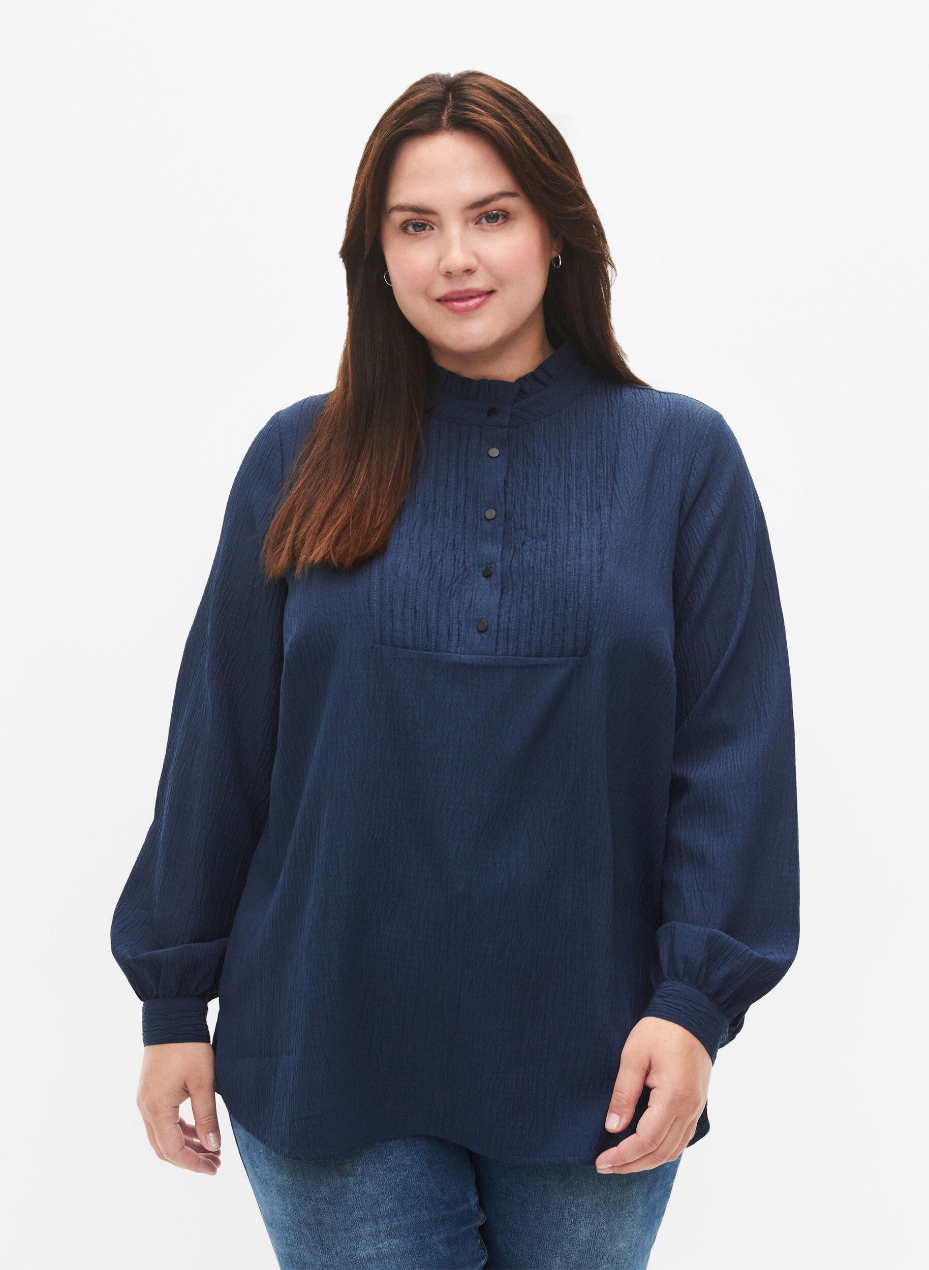 Zizzi Blouse met ruche kraag en lange mouwen, Dress Blues, Model image number 0