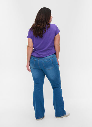 Ellen bootcut jeans met hoge taille, Light blue, Model image number 1