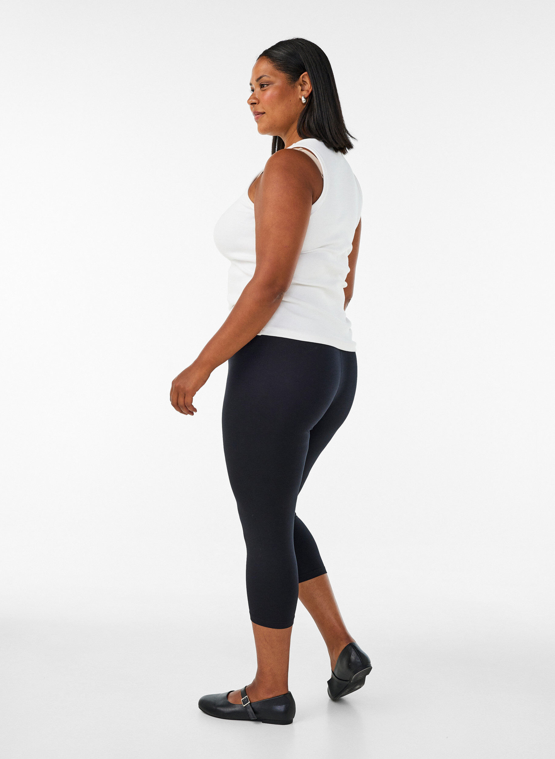 ZizziBasic 3/4 legging in viscose, Zwart, Model image number 2