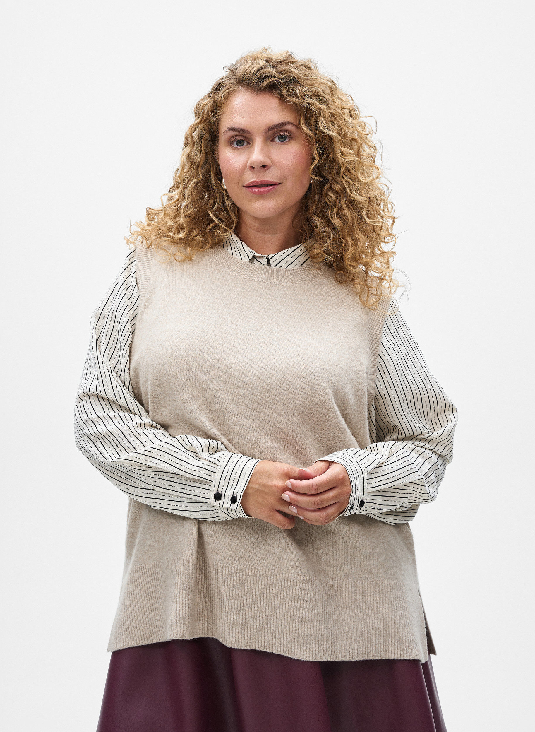 ZizziGebreid vest met geribbelde randen, Beige, Model image number 0