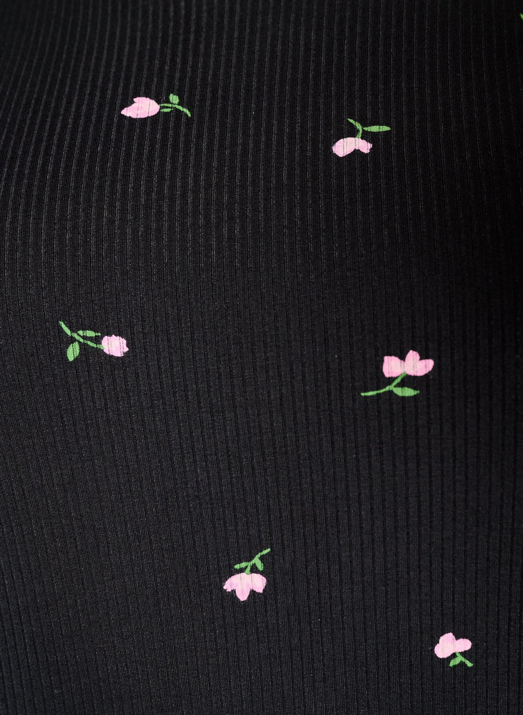 ZizziPyjama top met bloemenprint en geribde textuur, Zwart, Packshot image number 2