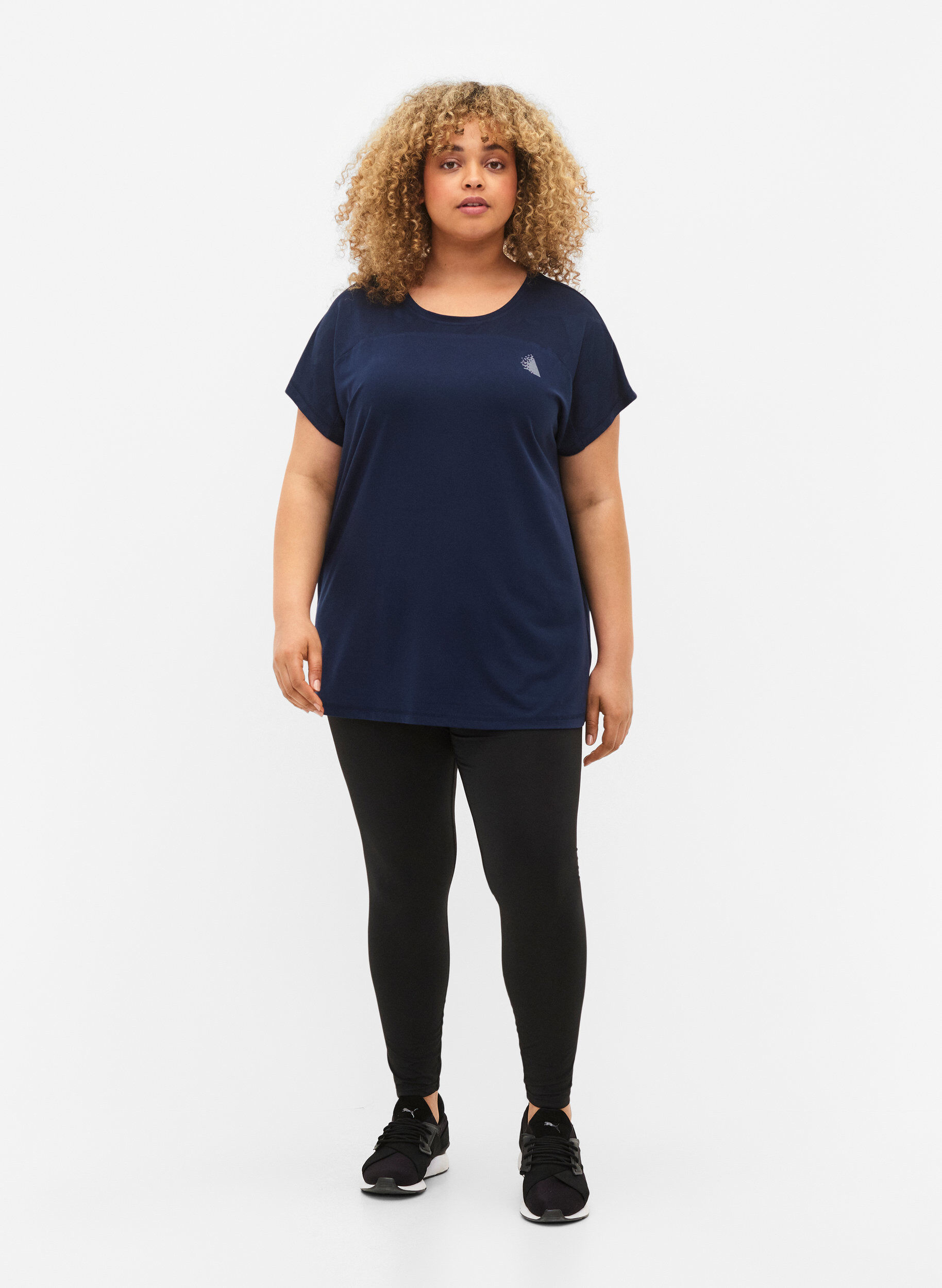 Zizzi Trainings-T-shirt met ronde hals, Black Iris ASS, Model image number 2