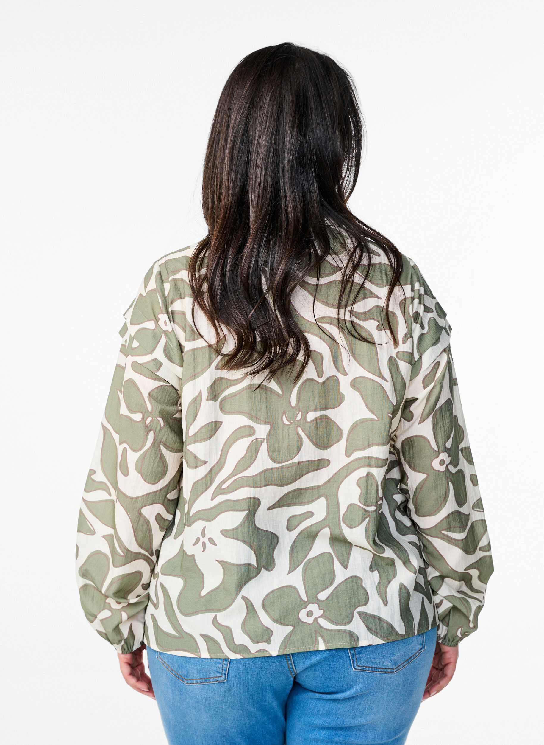 Zizzi Bedrukte shirt blouse met ruchesdetails, Groen, Model image number 2