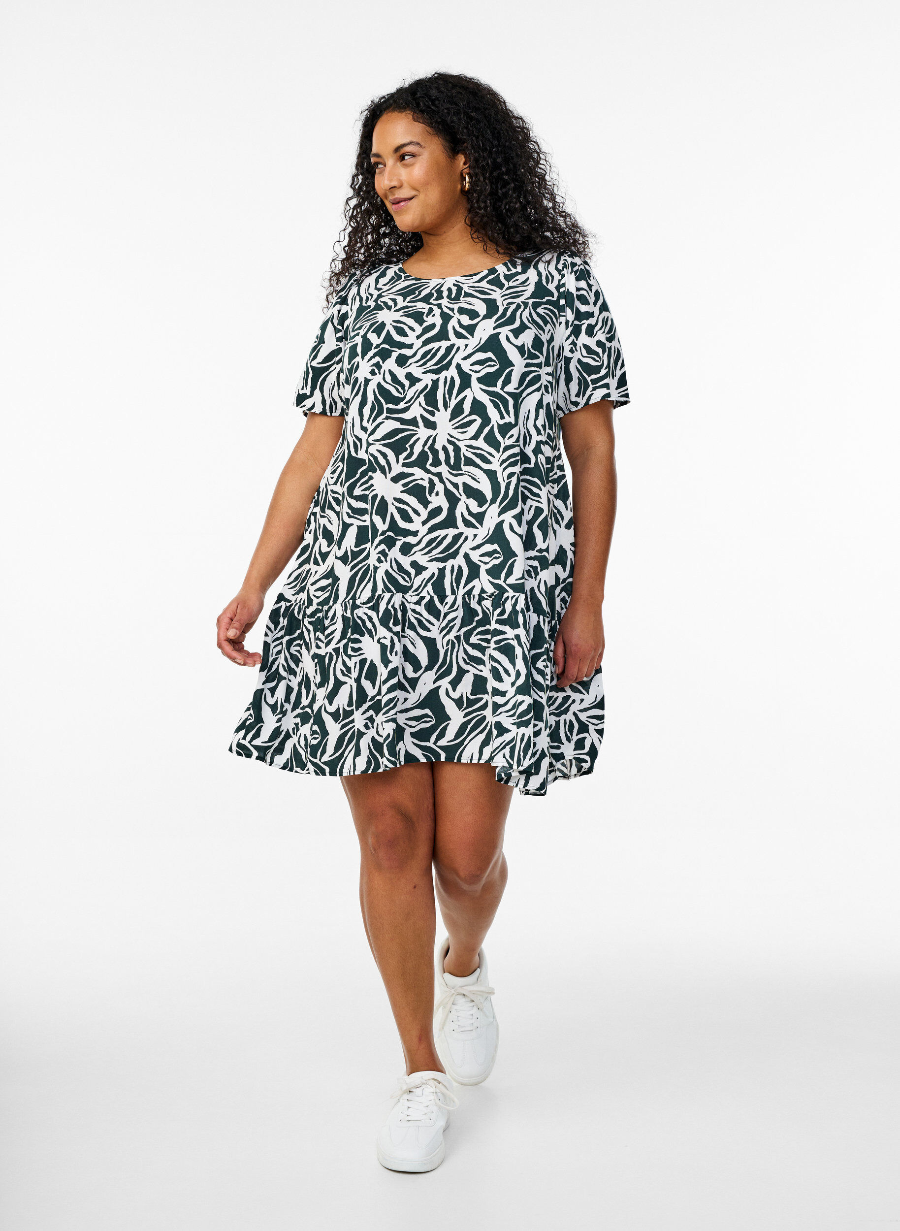Zizzi FLASH - Jurk van viscose met coupenaad, Groen, Model image number 1
