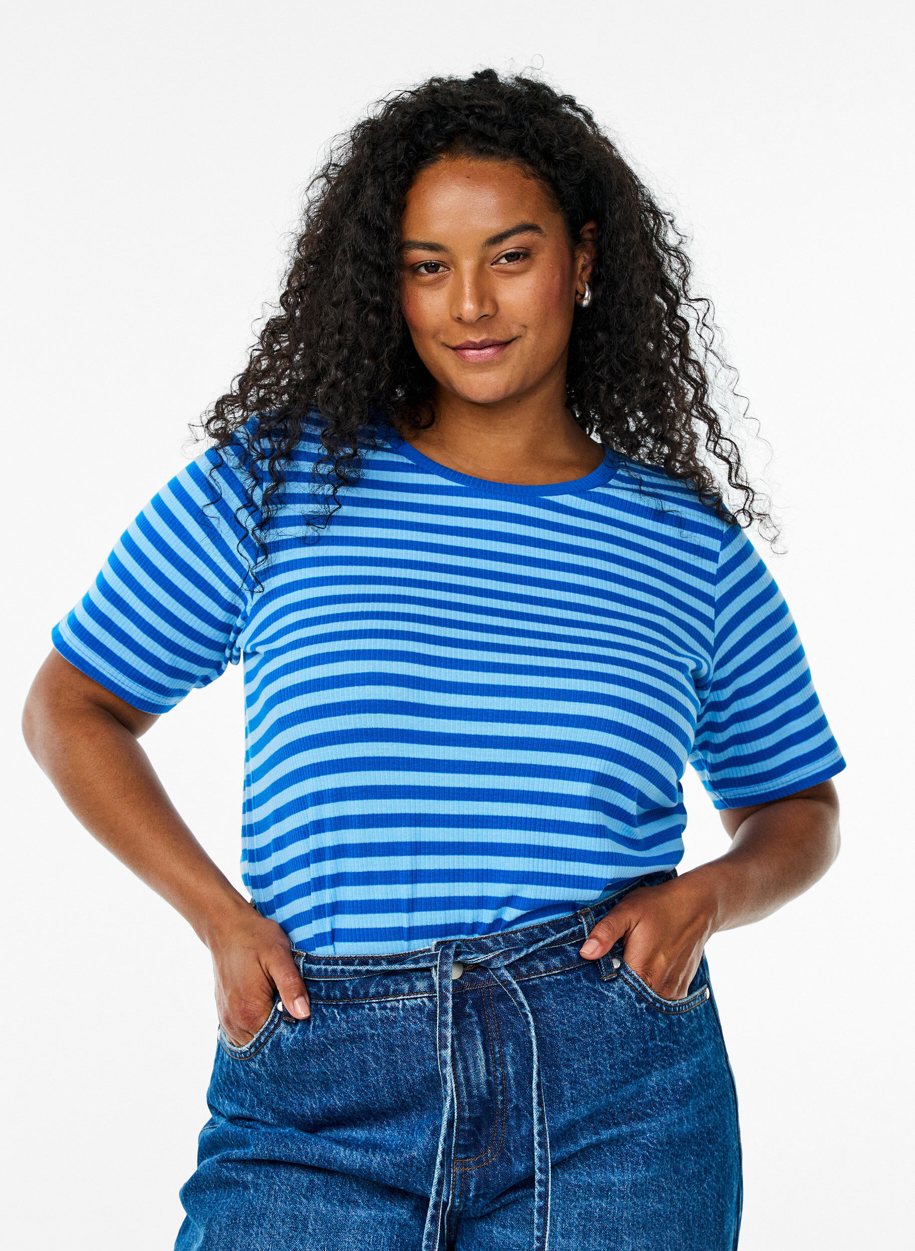 Zizzi Gestreept T-shirt met geribbelde textuur, Blauw, Model image number 0