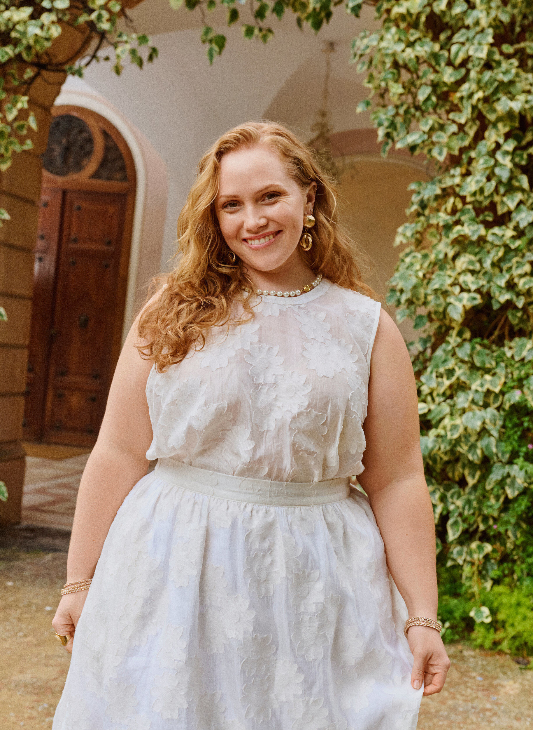 Mouwloze top in jacquard met een bloemenstructuur