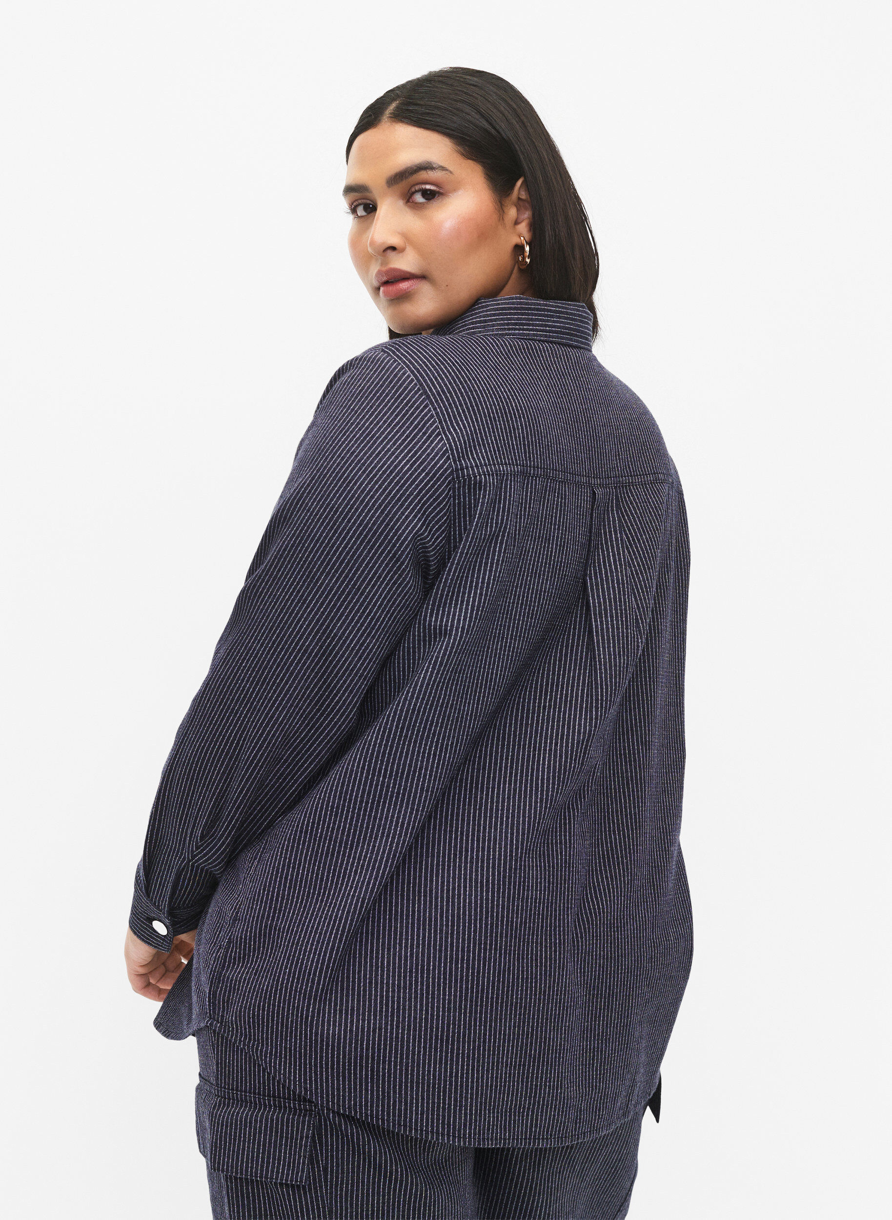 Zizzi Katoenen overhemd met krijtstreep, Dark Blue Stripe, Model image number 1