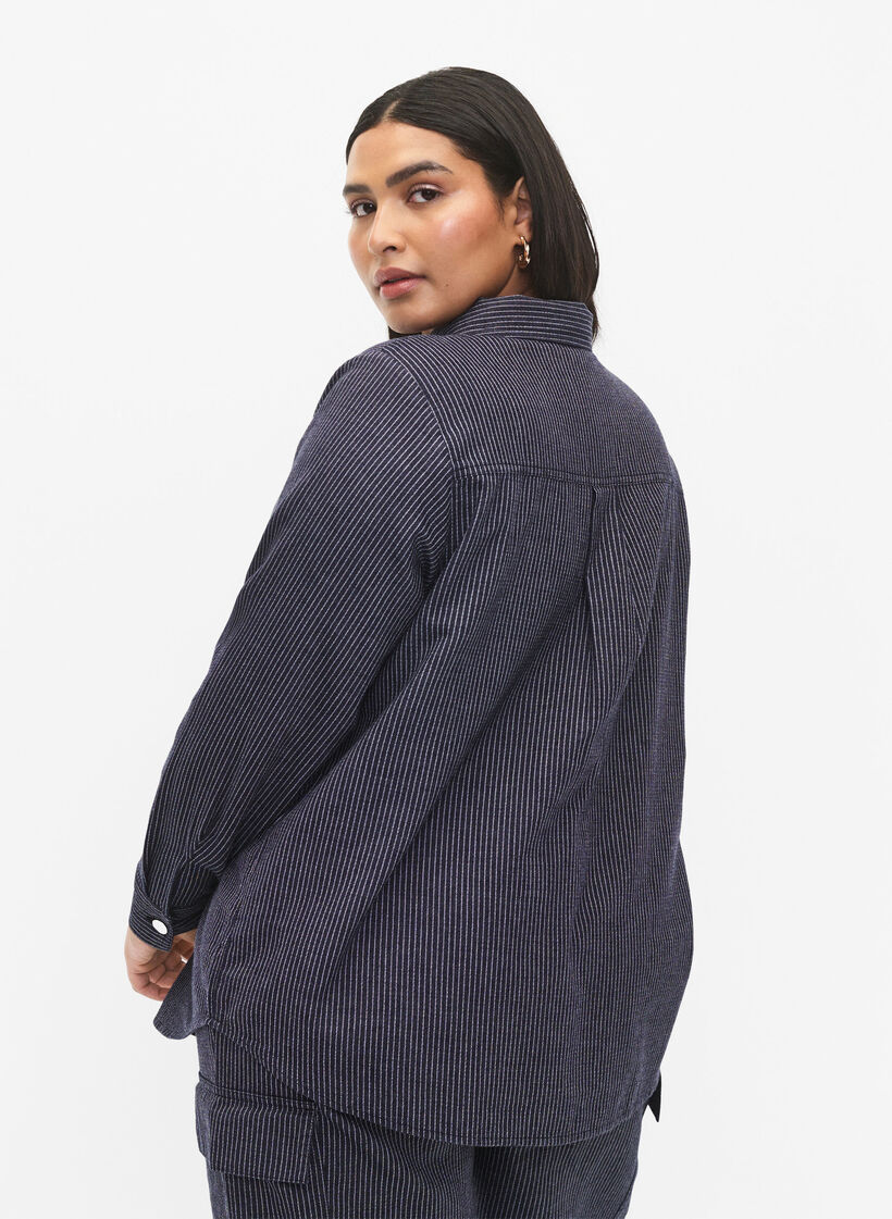 Katoenen overhemd met krijtstreep, Dark Blue Stripe, Model image number 1
