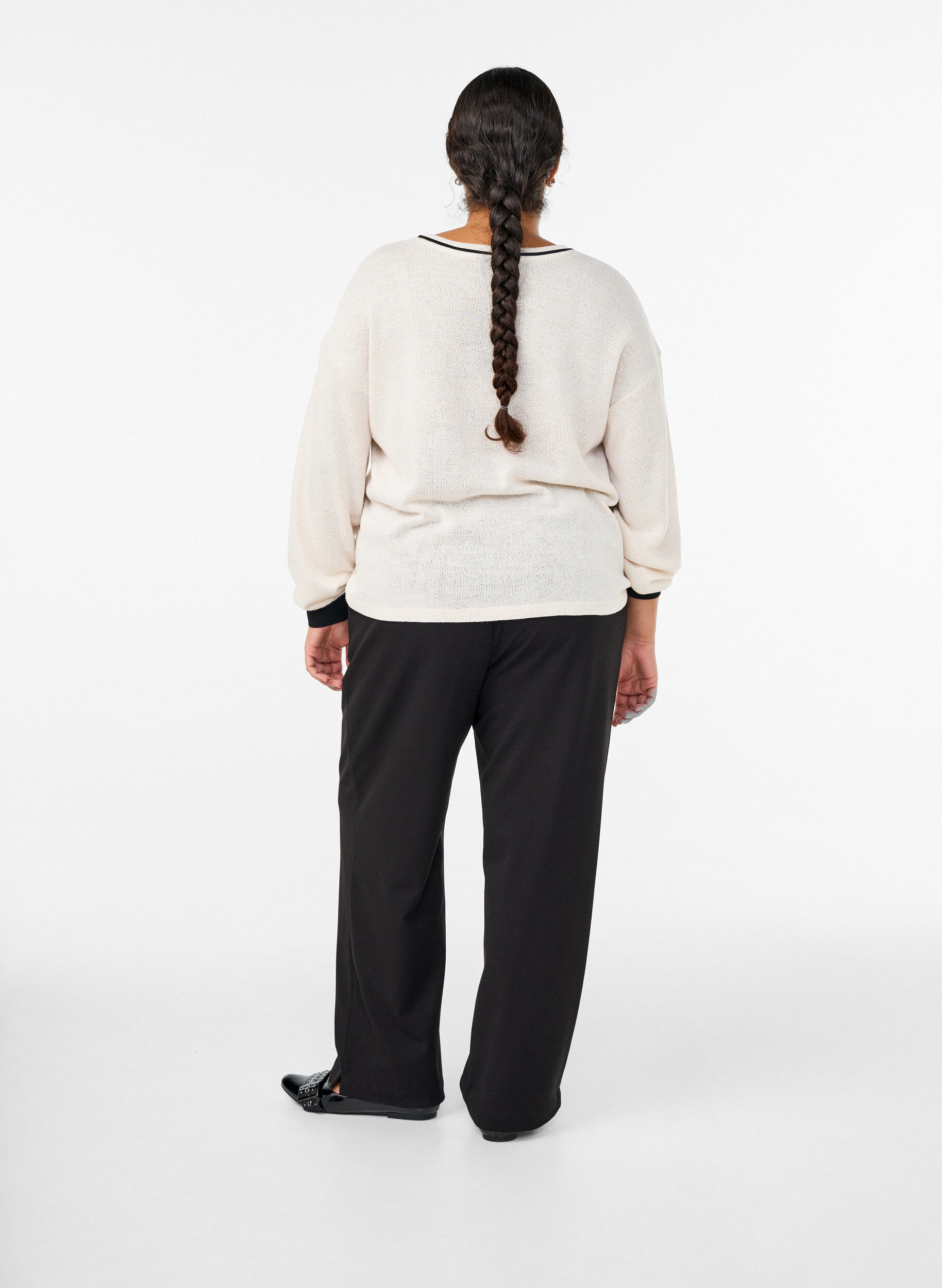 Zizzi Broek met hoge taille en elastische tailleband achteraan, Zwart, Model image number 1