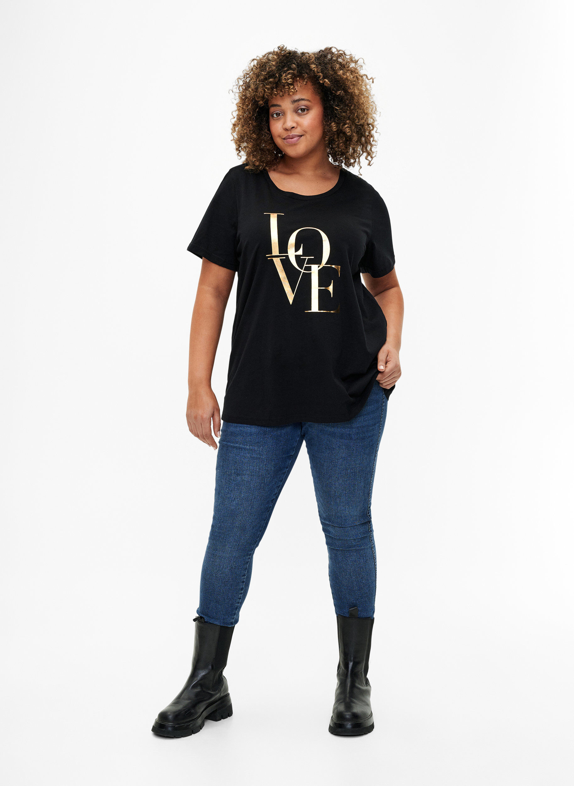 Zizzi Katoenen T-shirt met goudkleurige tekst, Black w. Gold Love, Model image number 2