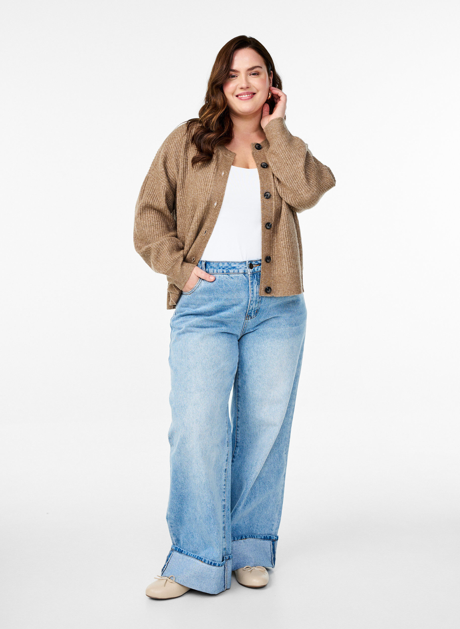 Zizzi Vest van ribtricot met knopen, Bruin, Model image number 1