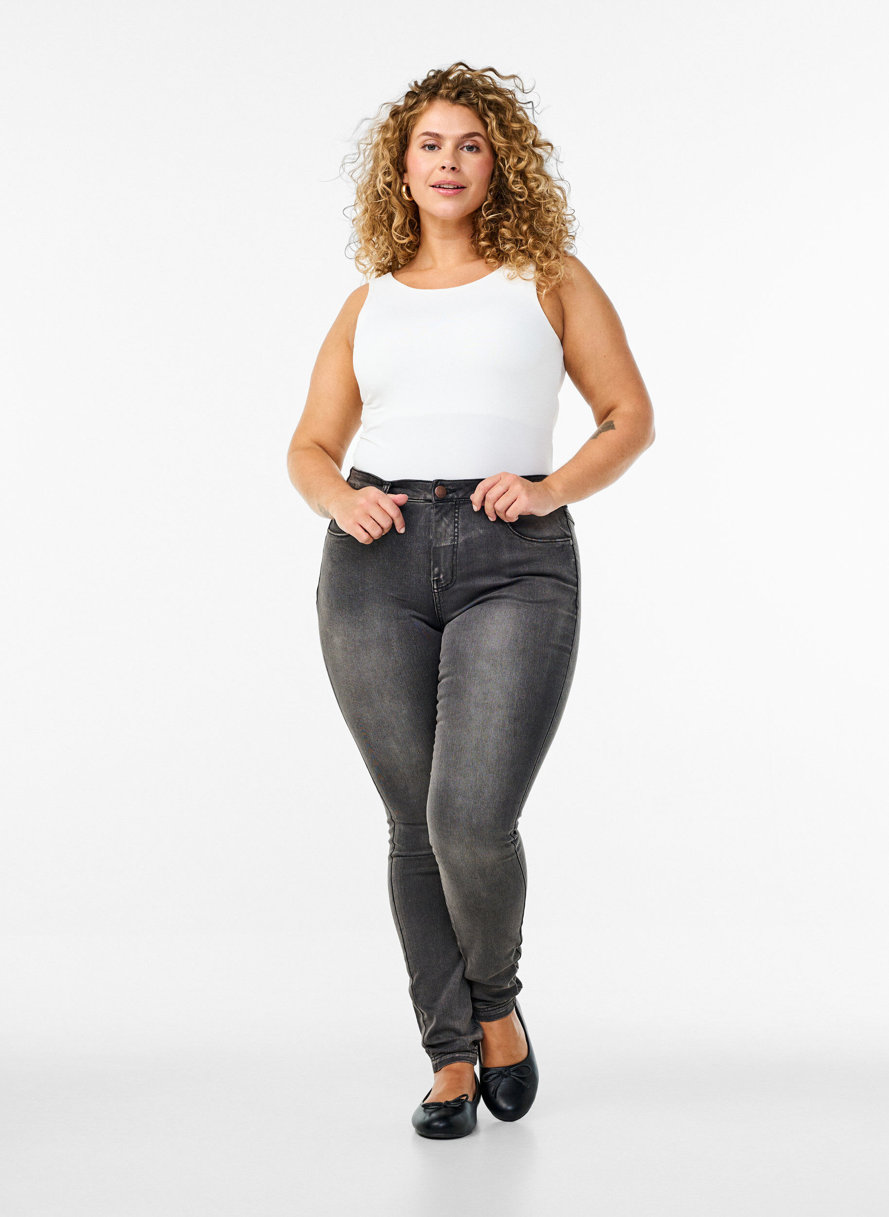 Super slim Amy jeans met hoge taille, Dark Grey Denim, Model