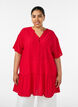 Losse tuniek met gekreukte structuur en rucherand, Rood, Model image number 0
