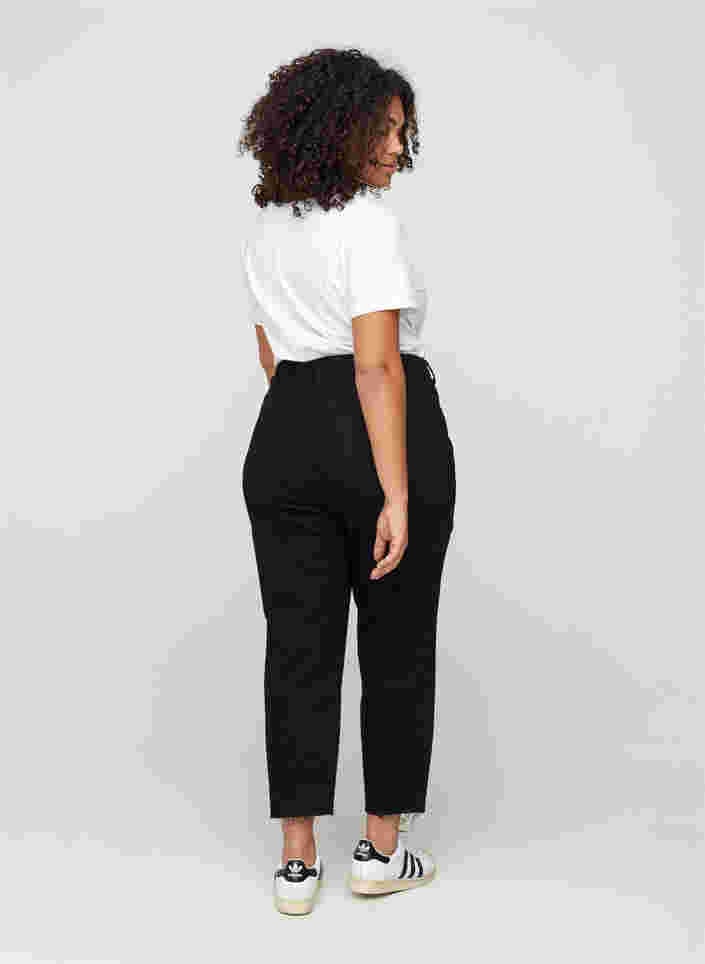 Cropped mom fit Mille jeans met losse pasvorm, Black, Model image number 2