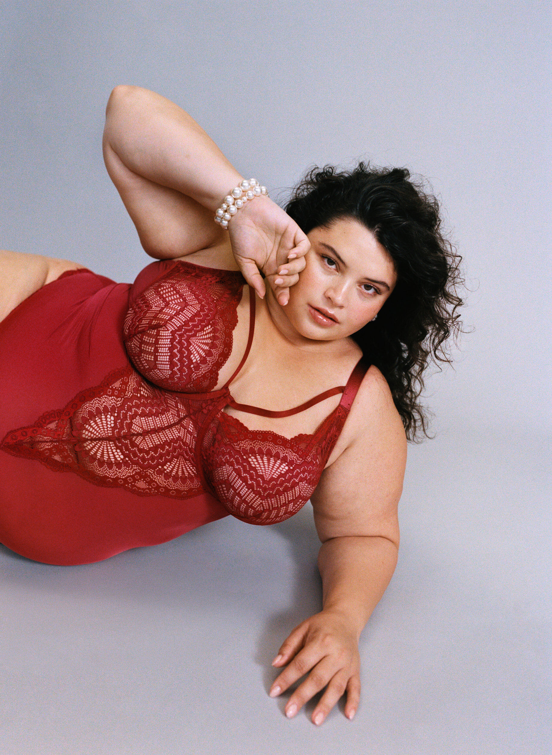 ZizziBody van kant met beugels en bandjesdetails, Rood, Image image number 0