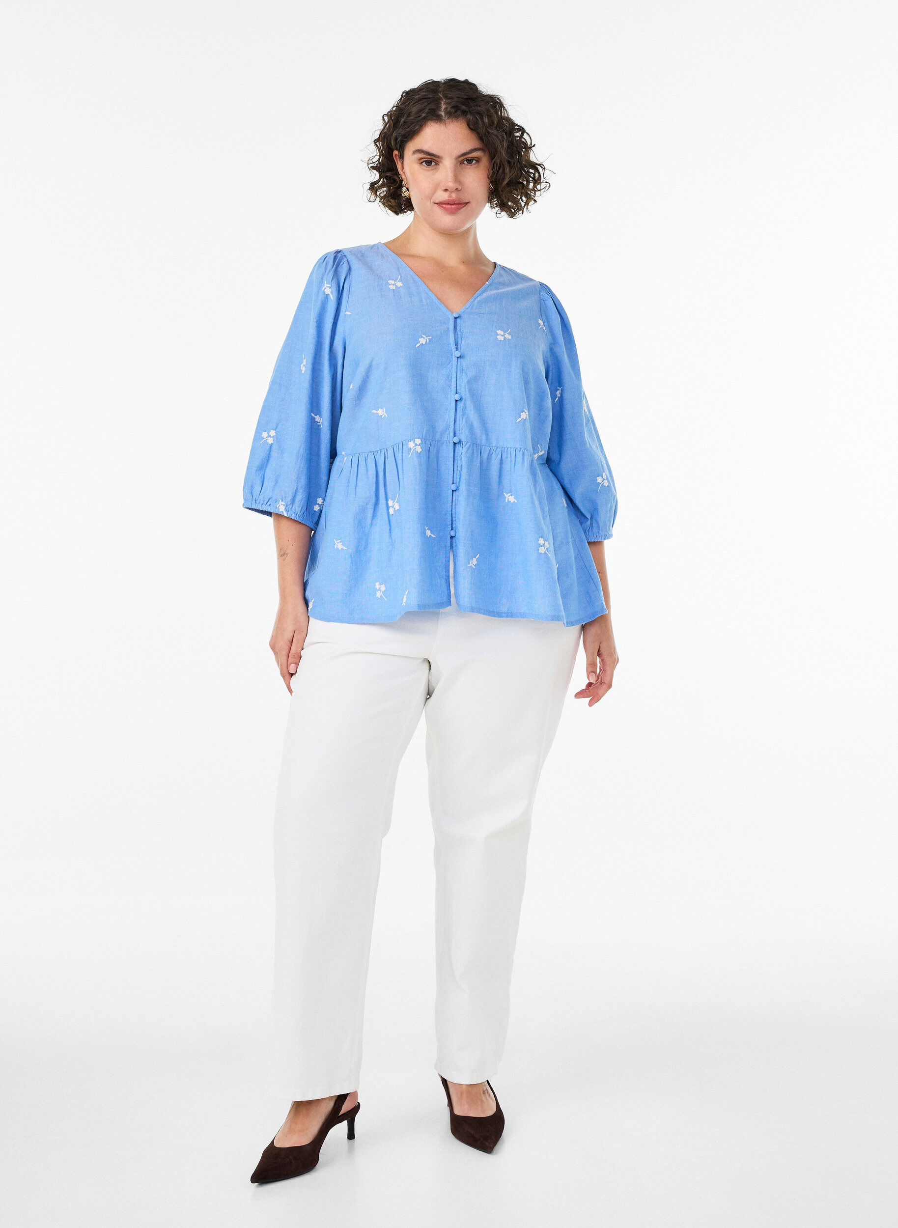 ZizziKatoenen blouse met geborduurde bloemen en knoopsluiting, Blauw, Model image number 1