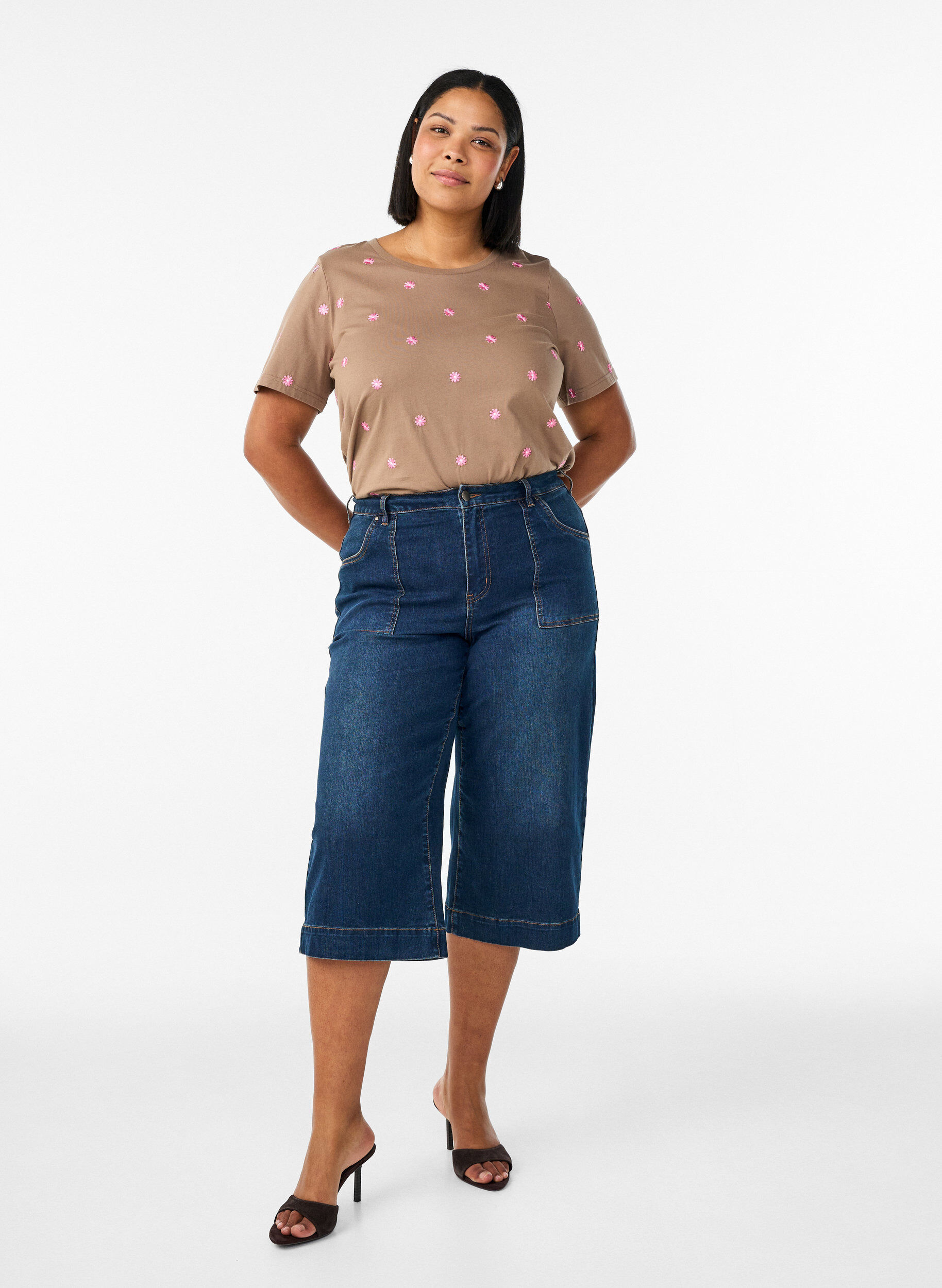 Zizzi Denim knickers met wide fit benen, Blauw, Model image number 1