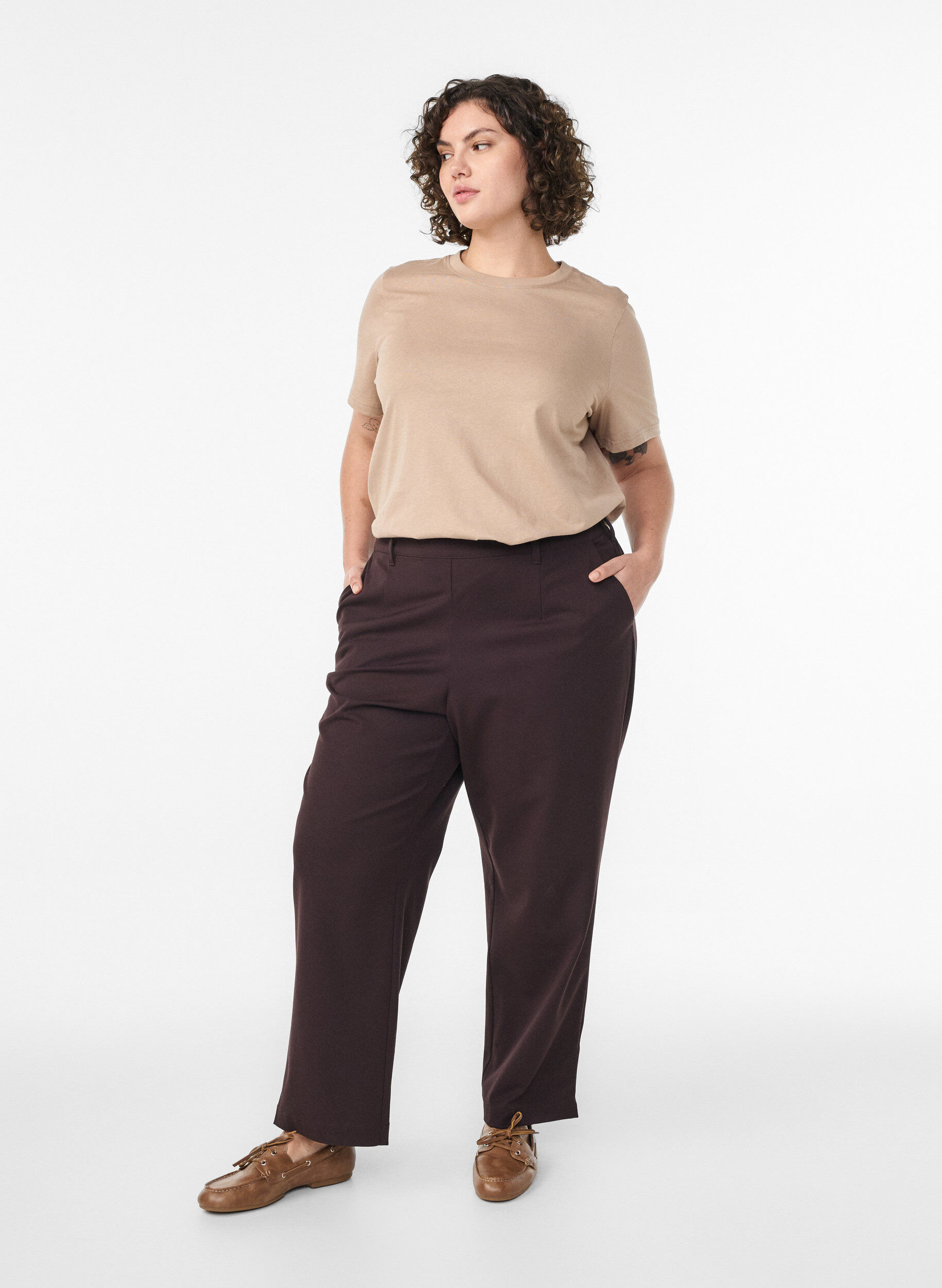 Zizzi Basic katoenen T-shirt met ronde hals, Beige, Model image number 1