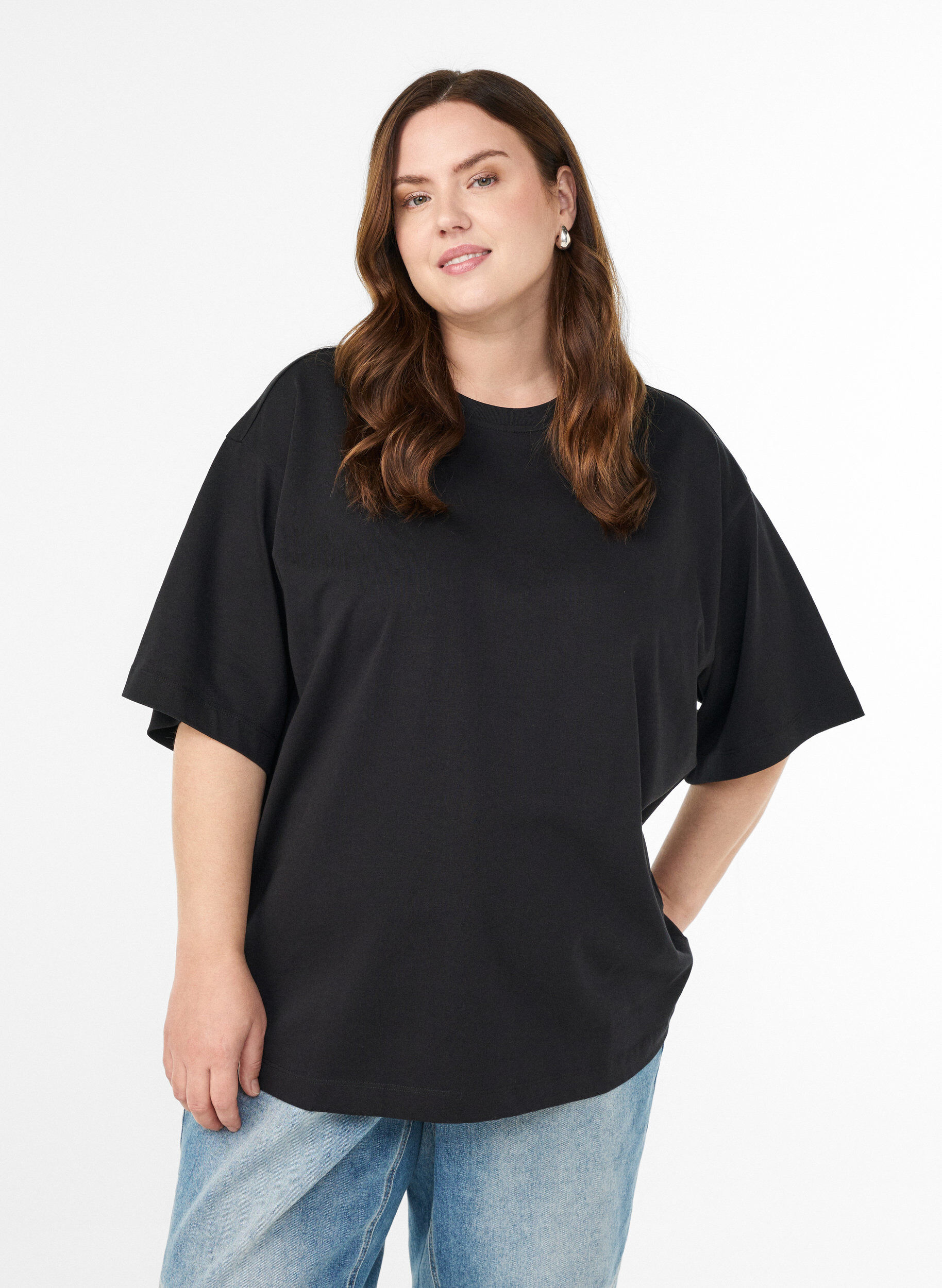 Oversized T-shirt met halflange mouwen, Zwart, Model