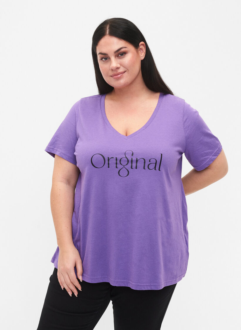 Katoenen t-shirt met tekstopdruk en v-hals, Deep Lavender ORI, Model