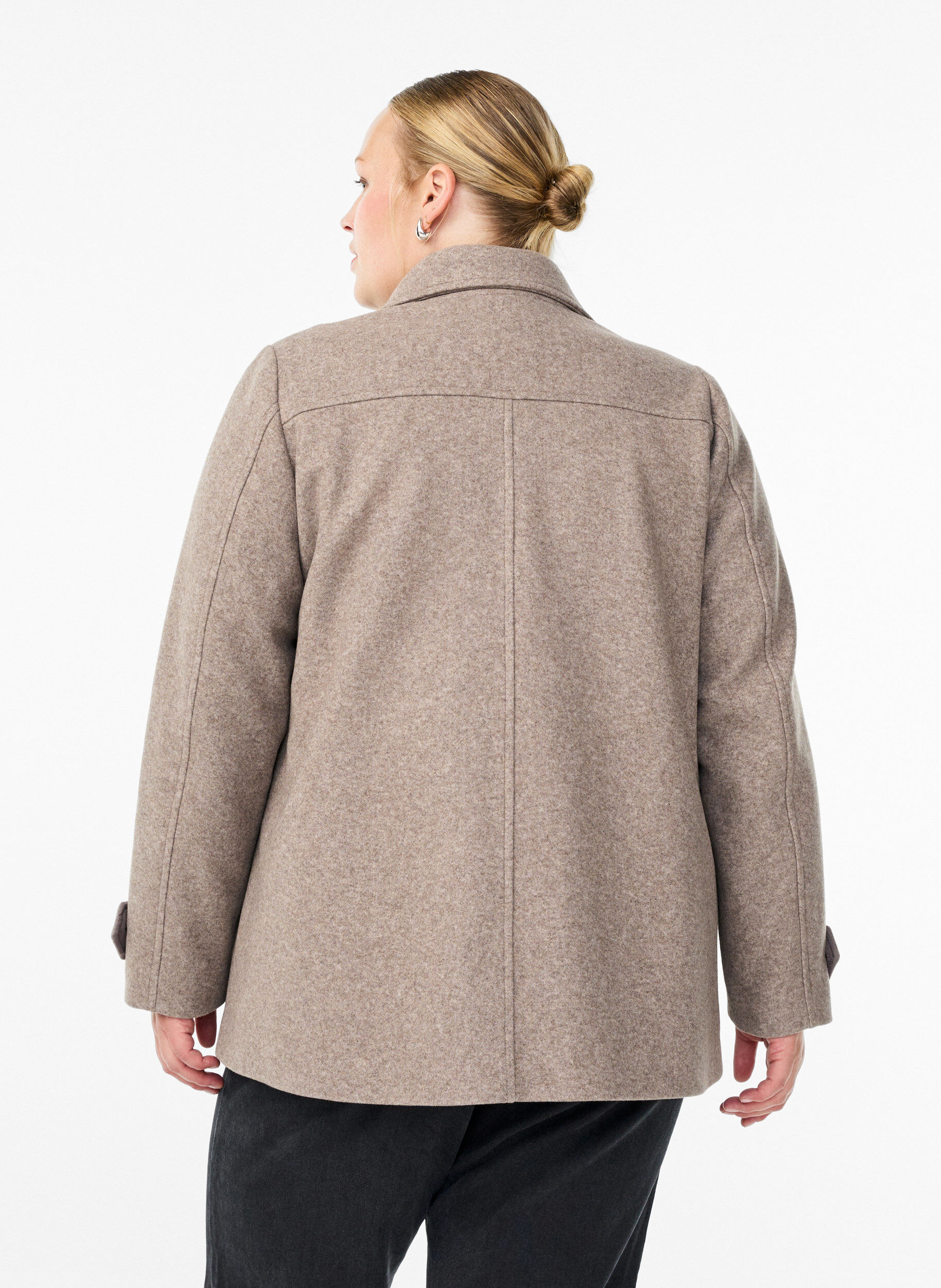 Zizzi Korte jas met dubbele knoopsluiting, Beige, Model image number 2
