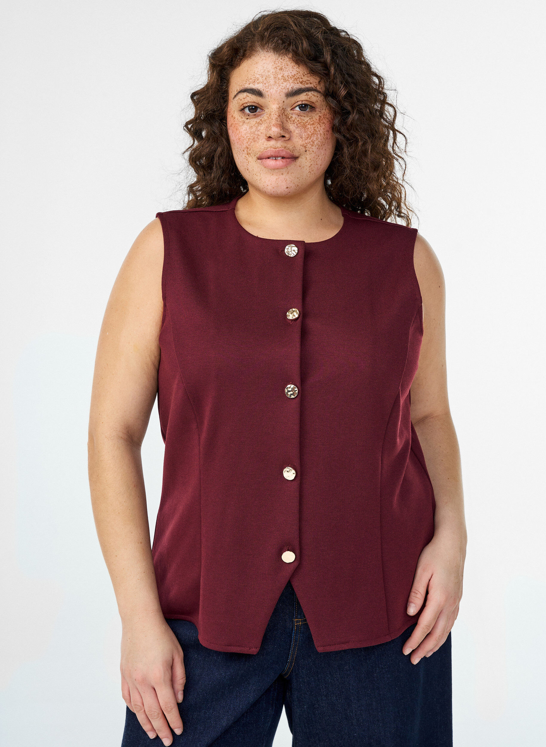 Blouse zonder mouwen met decoratieve knopen, Rood, Model