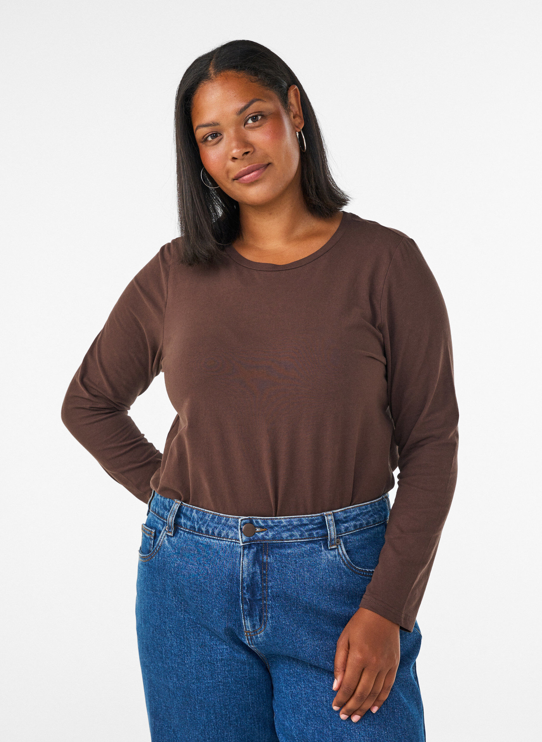 Basic jerseyblouse met lange mouwen, Bruin, Model