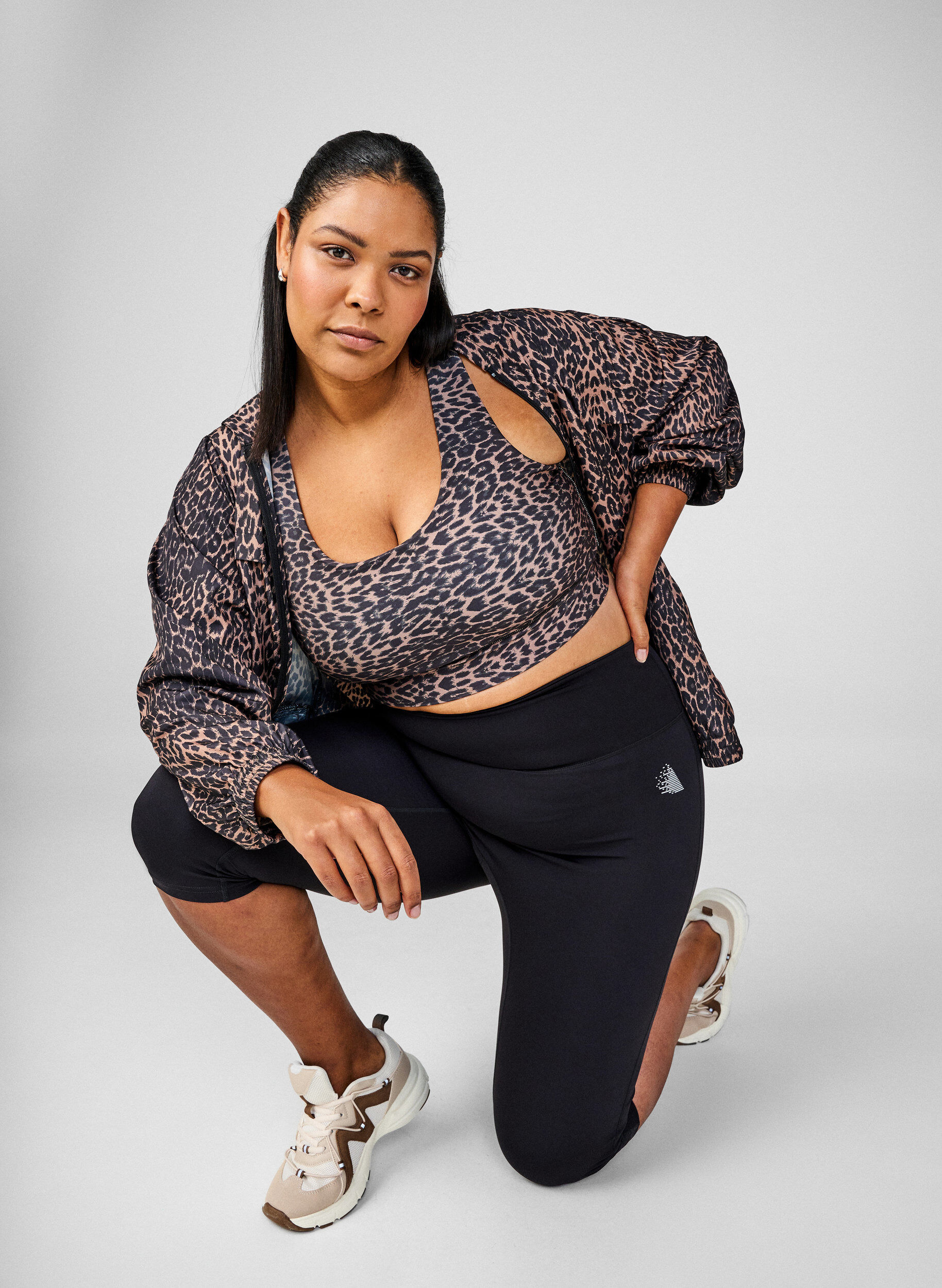 Sportjas met luipaard print en capuchon