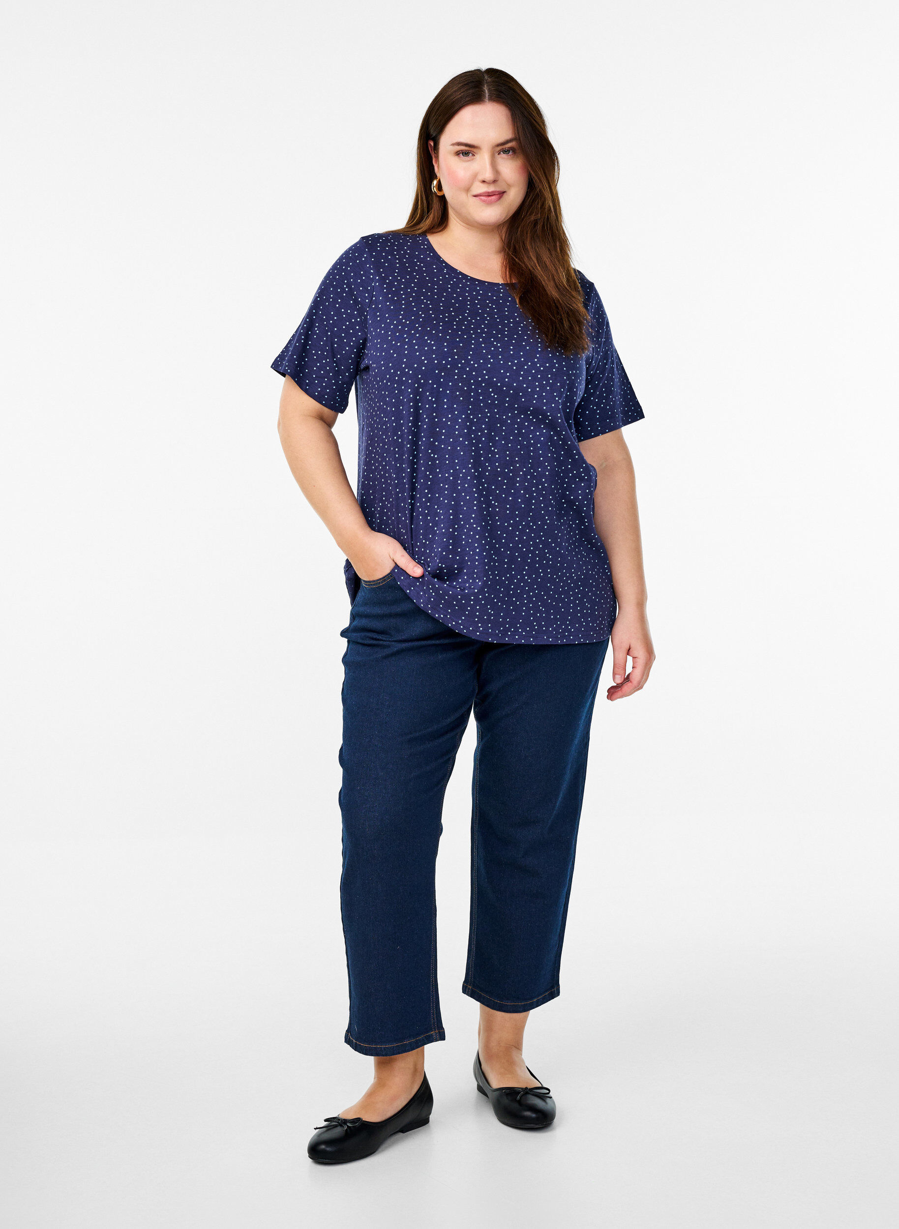 Zizzi Organisch katoen T-shirt met stippen, Blauw, Model image number 1