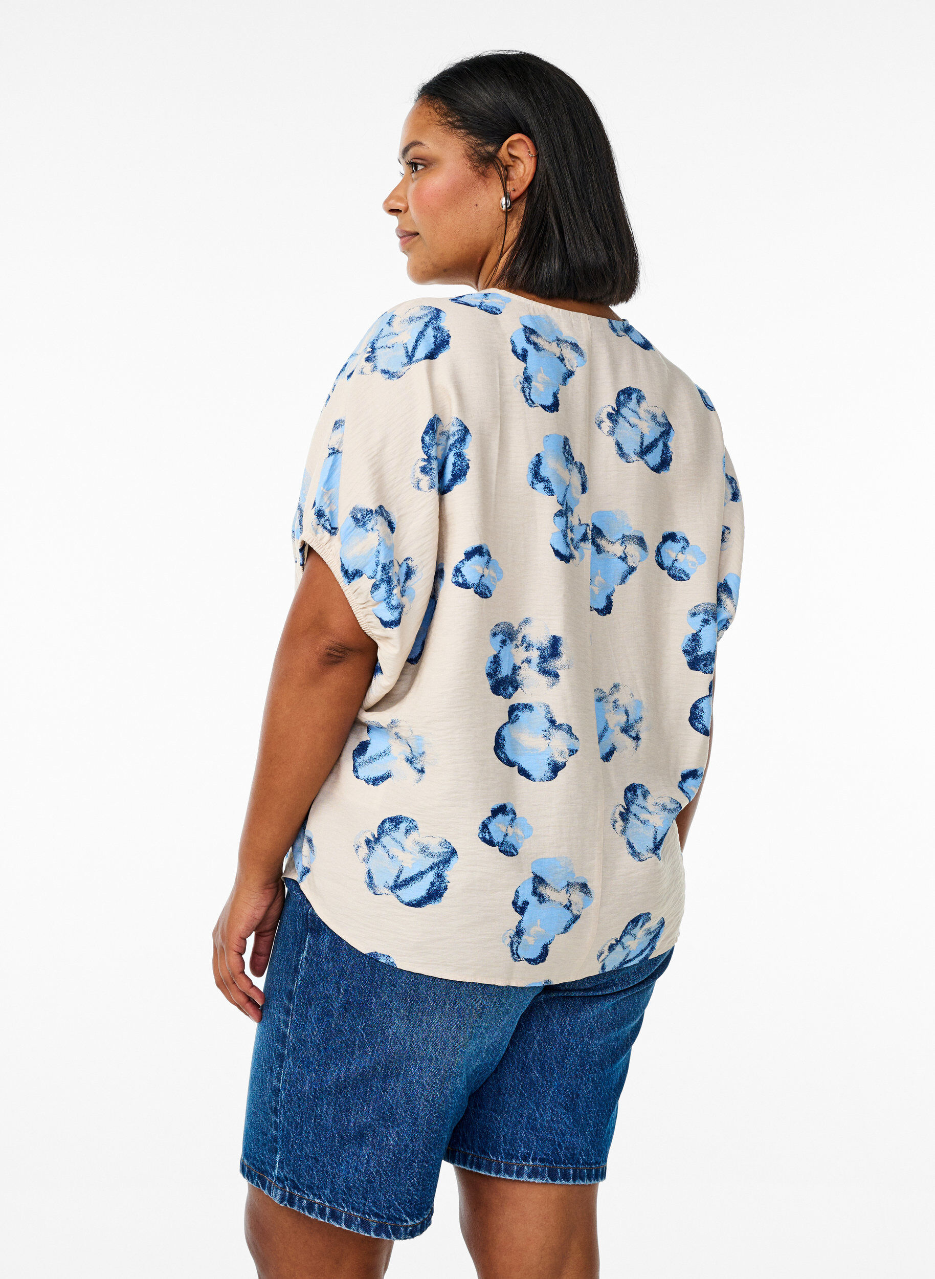 Zizzi Lichte blouse met print en V-hals, Wit, Model image number 2