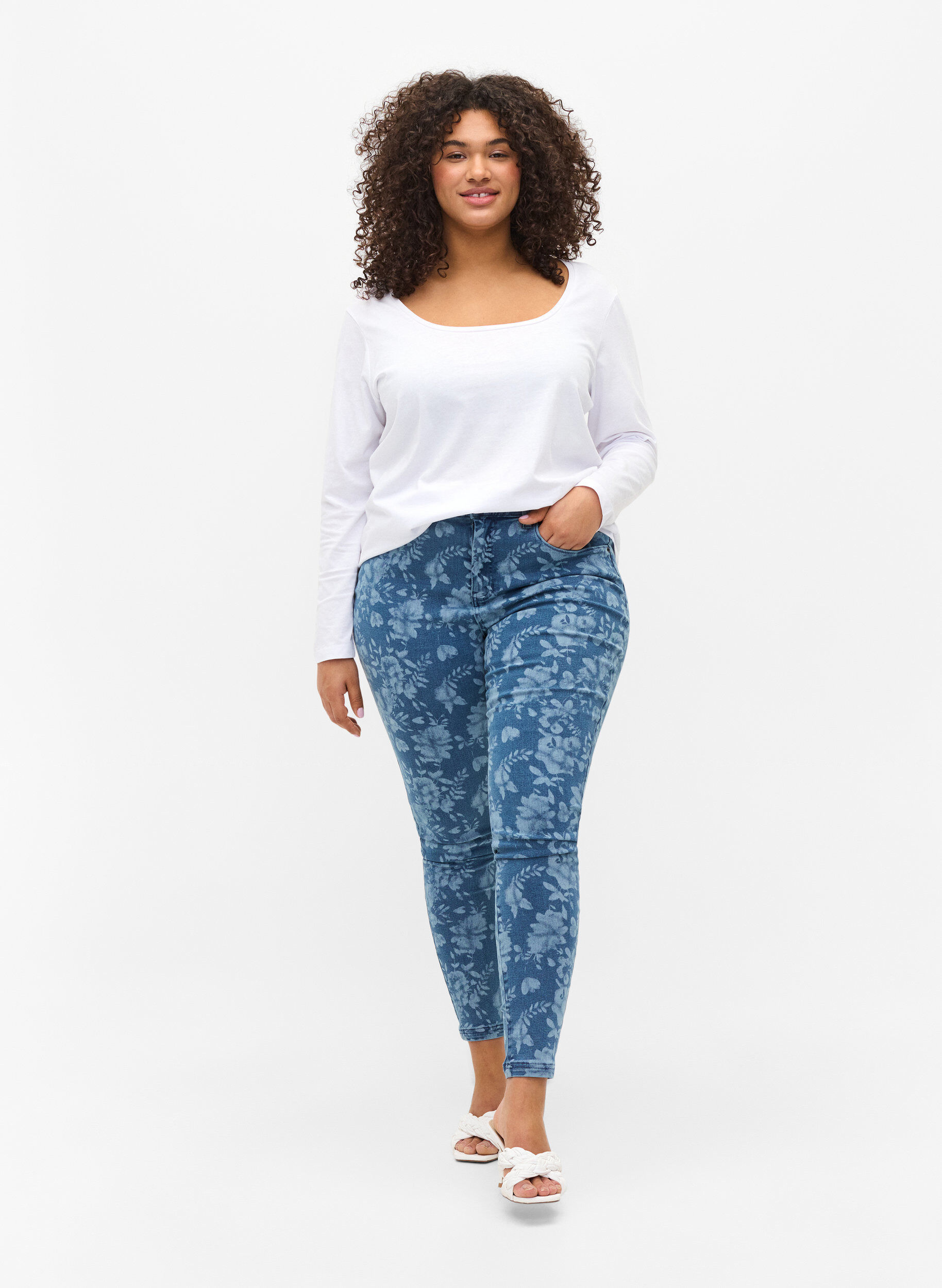 Zizzi Set van 2 basic tops in katoen , Navy B/B White, Model image number 2
