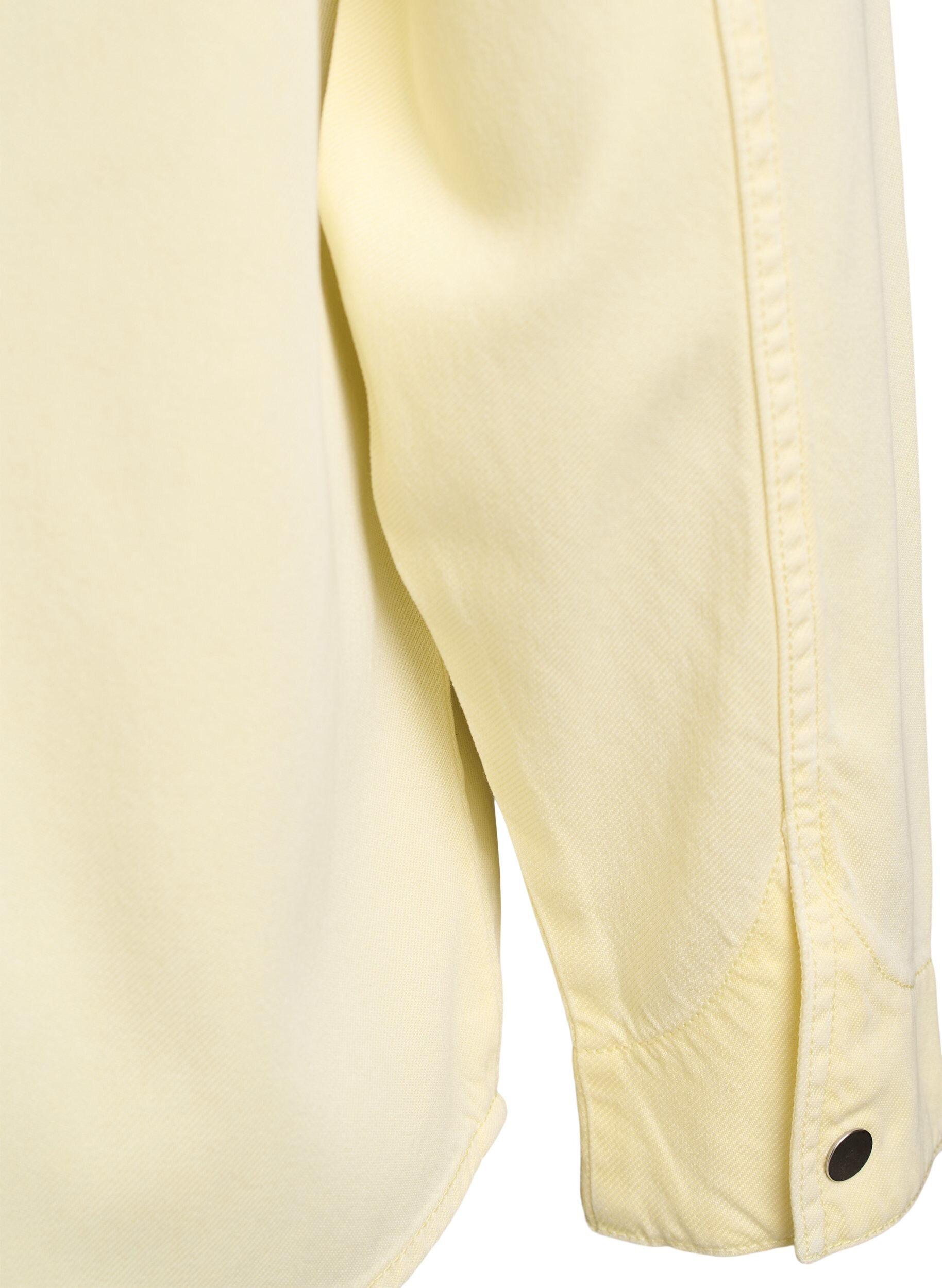 Zizzi Spijkerblouse met borstzakken, Geel, Packshot image number 3