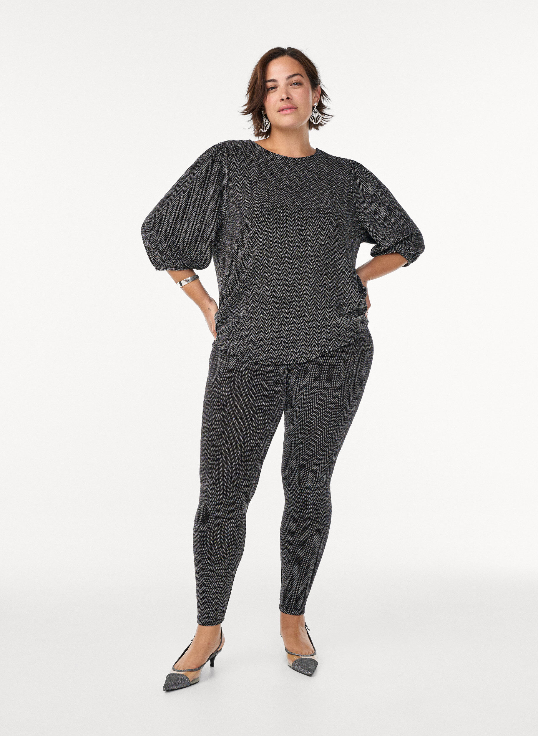 Zizzi Blouse met glitterpatroon en 3/4 mouwen, Zwart, Model image number 1