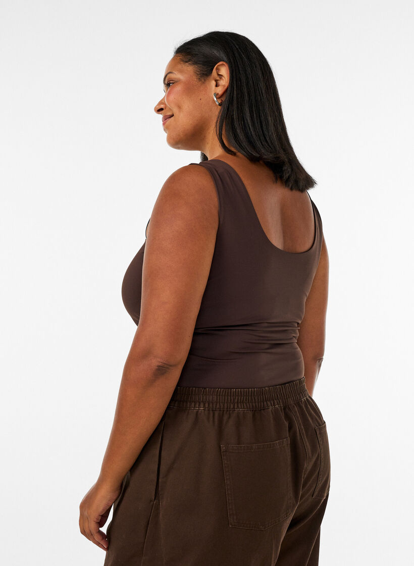 Aansluitende basic top met omkeerbaar design, Bruin, Model image number 4
