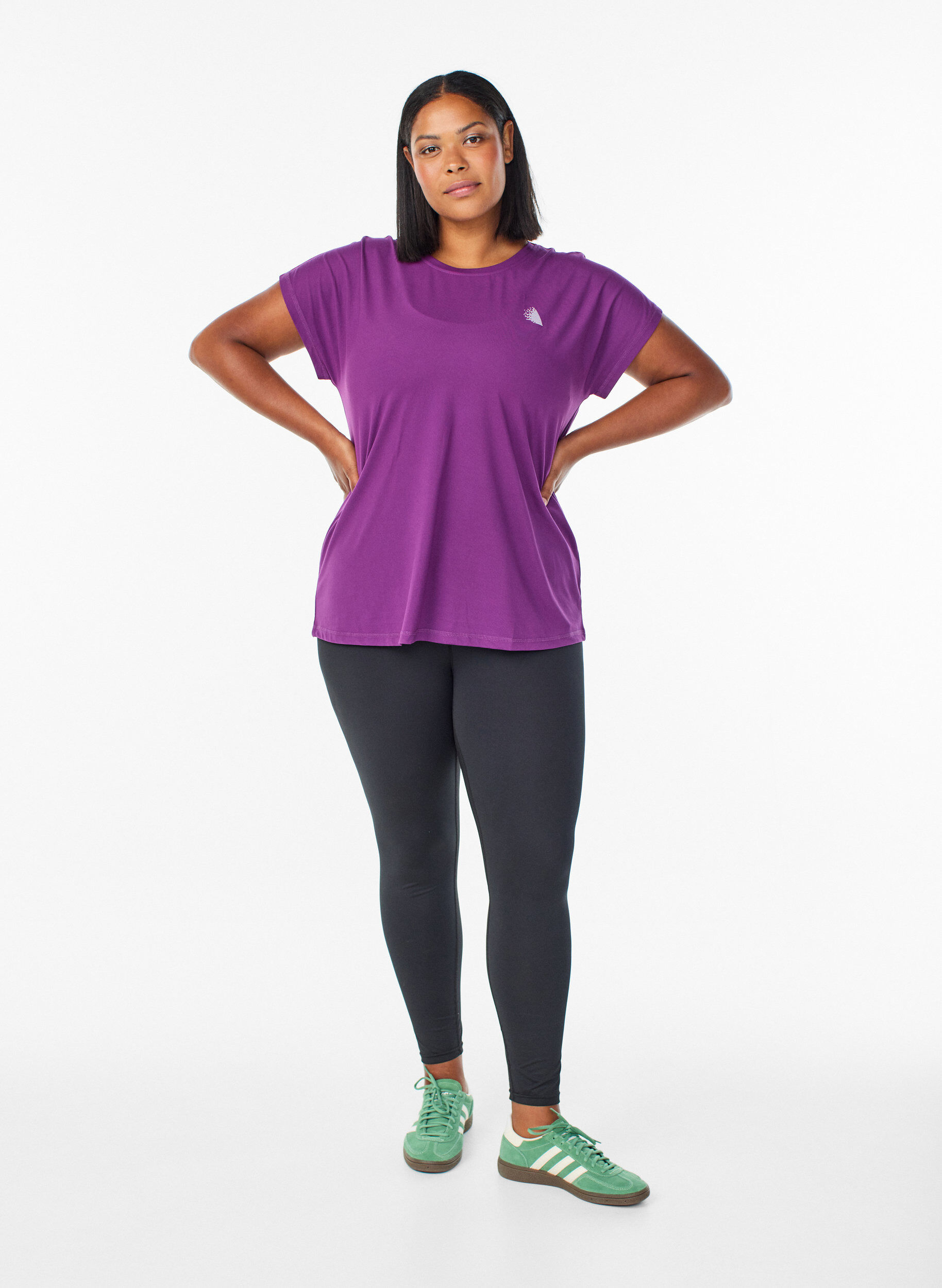 Zizzi Effen gekleurd trainingsshirt, Paars, Model image number 1