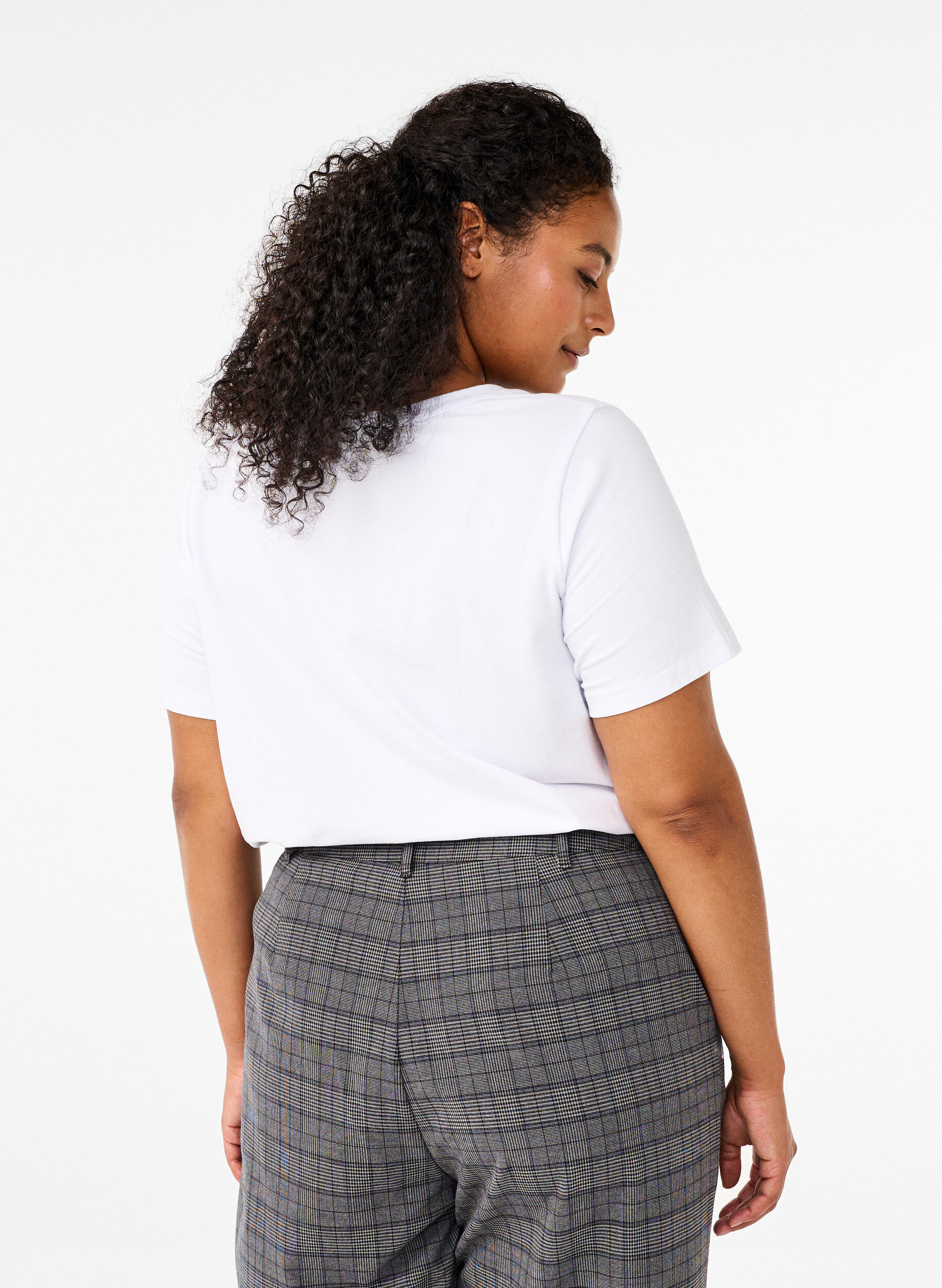 Zizzi Effen basic katoenen T-shirt, Wit, Model image number 2