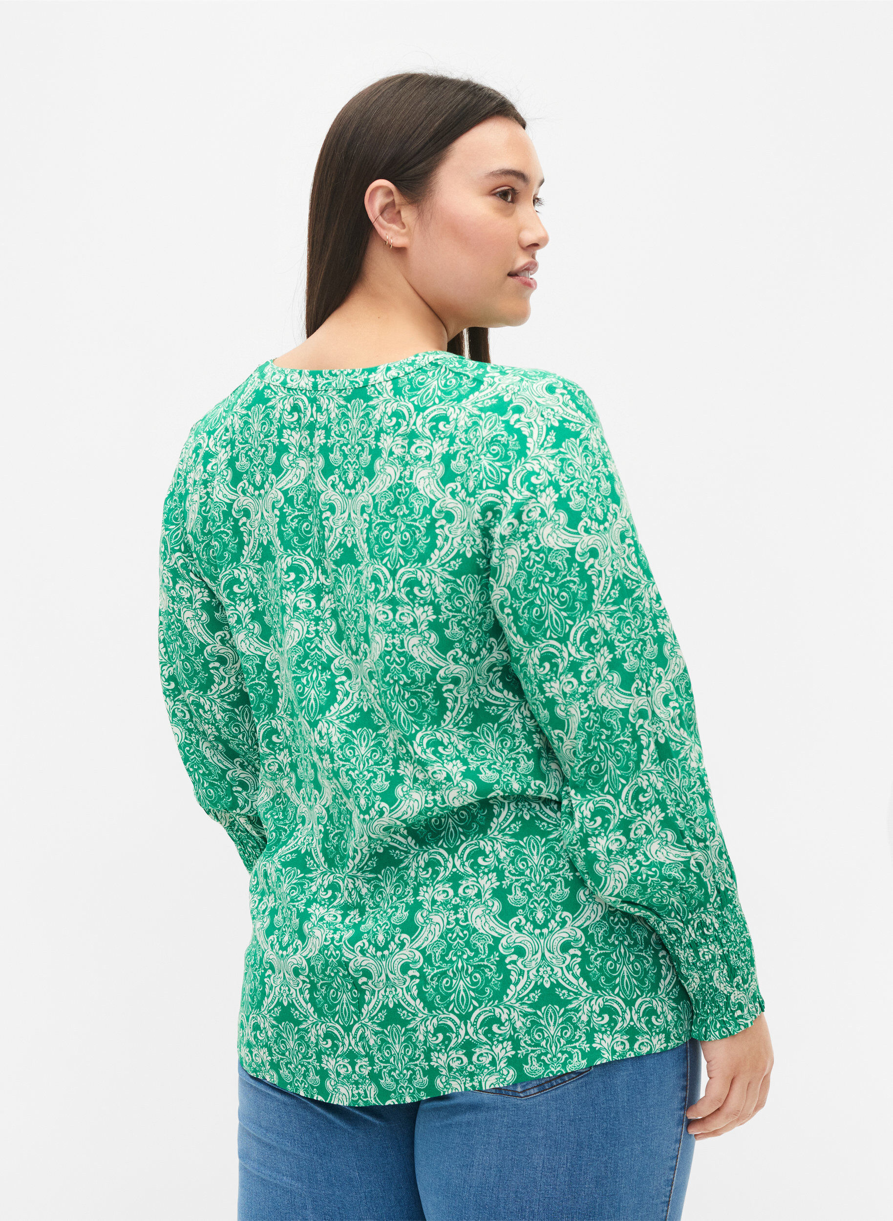 Zizzi Bedrukte viscose top met smok, Jolly Green Oriental, Model image number 1