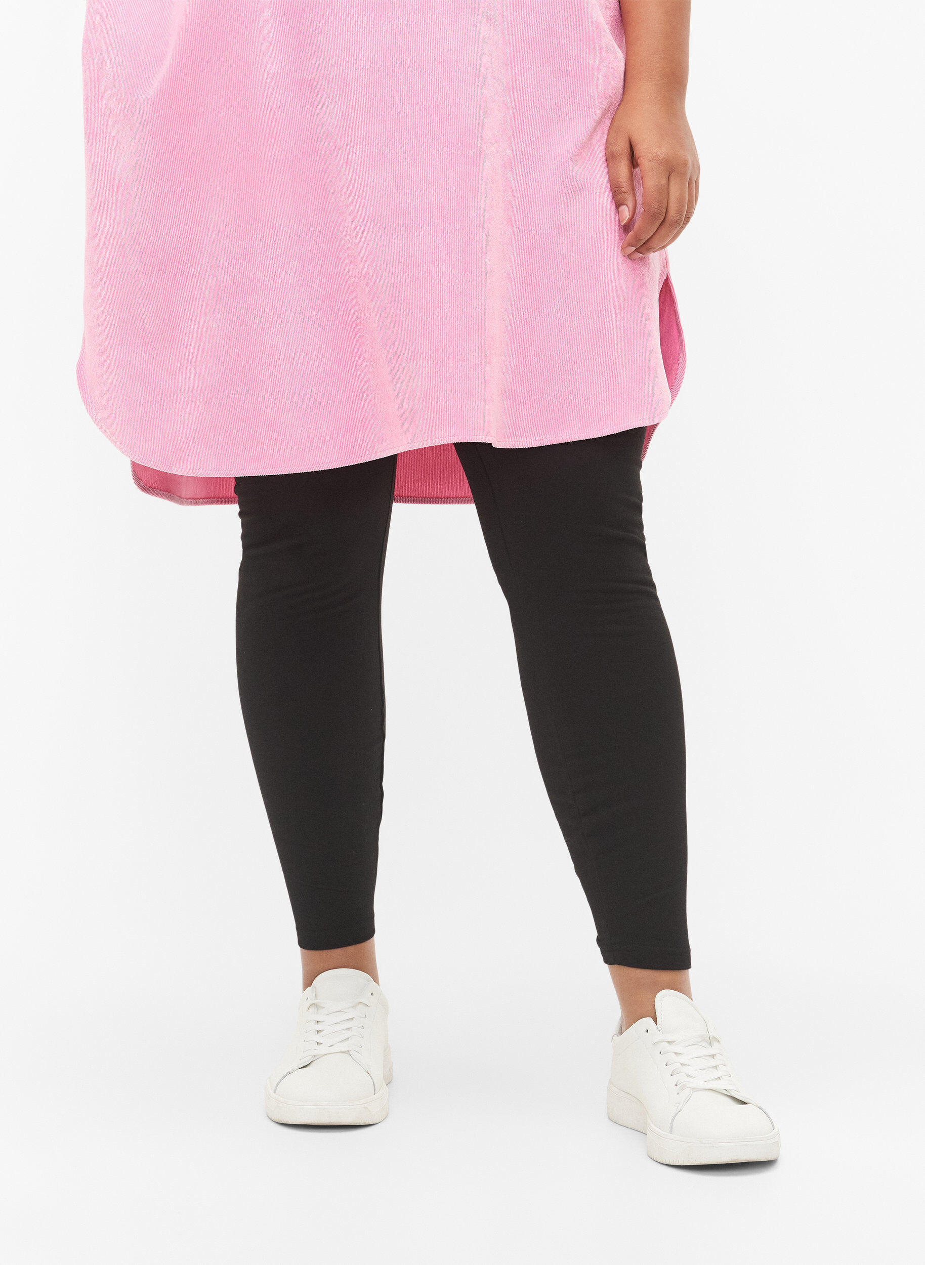 Zizzi Katoenen legging met voering, Zwart, Model image number 3