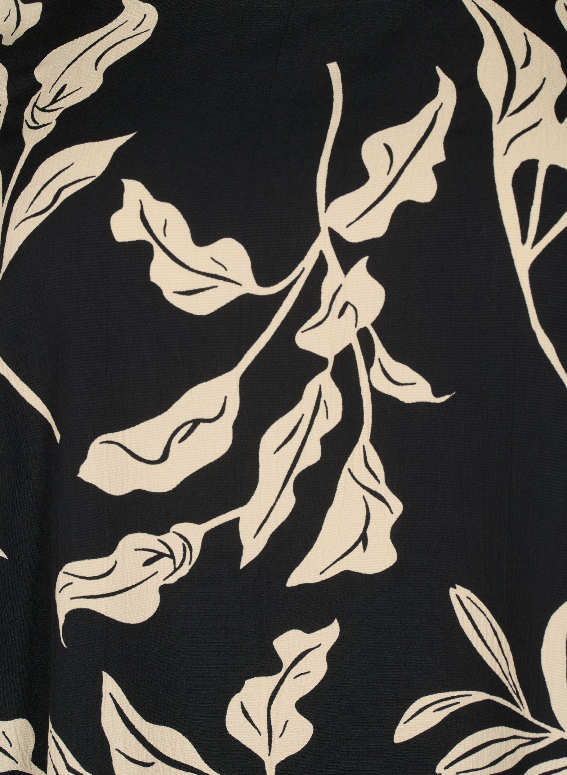 Zizzi FLASH - Blouse met korte mouwen en print, Black Off White Fl., Packshot image number 2