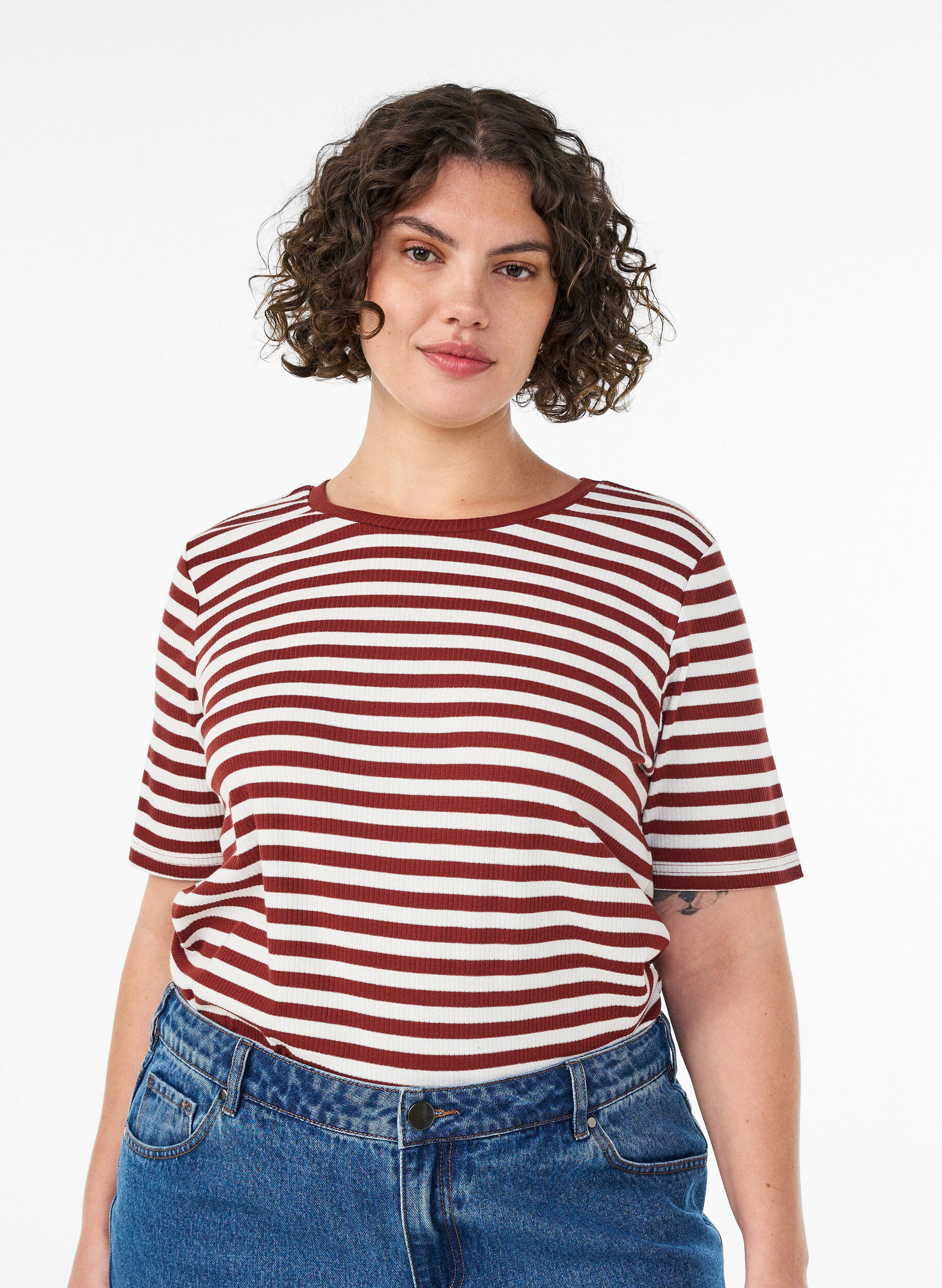 ZizziGestreept T-shirt met geribbelde textuur, Rood, Model image number 0