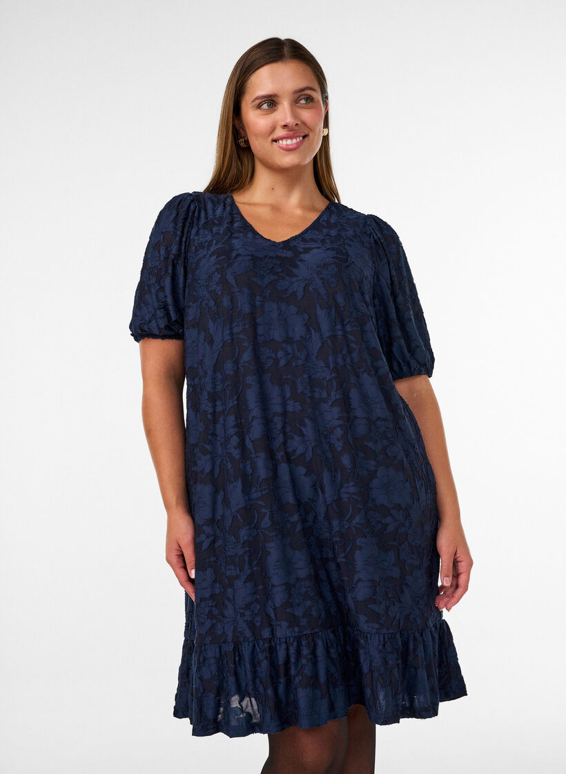 Jurk met bloemenstructuur en volantzoom, Blauw, Model image number 0